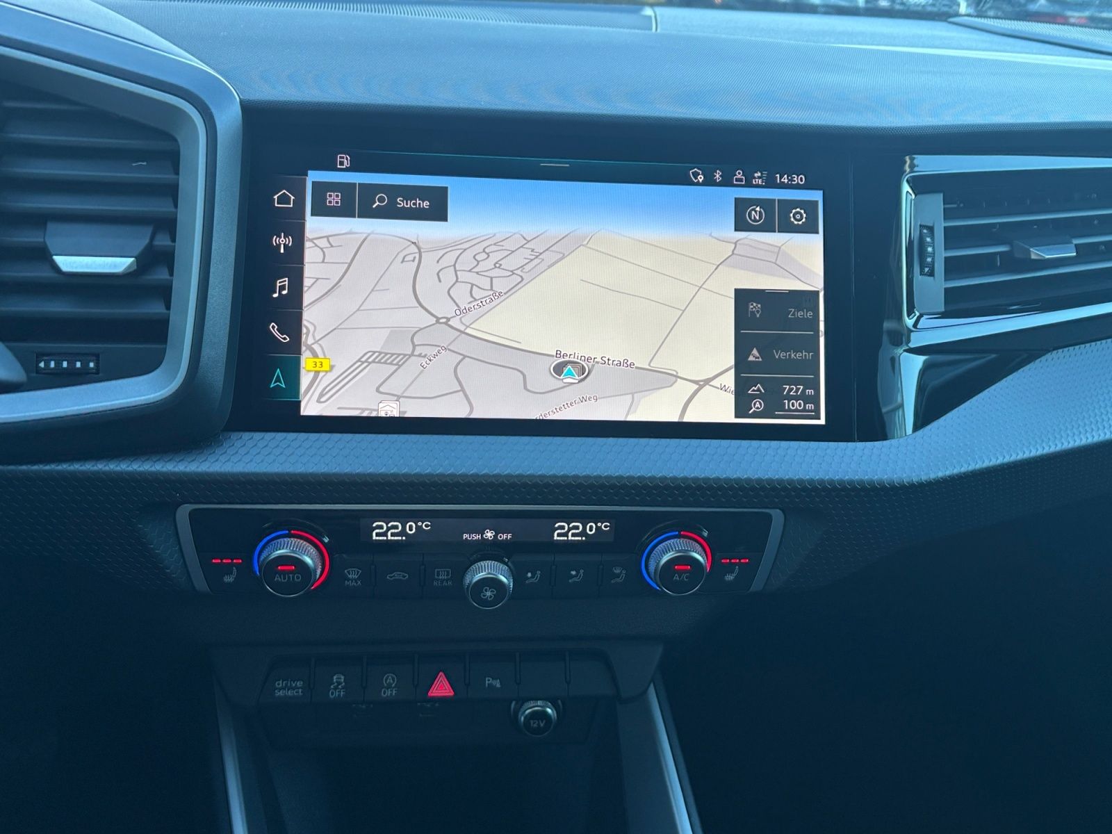 Audi A1 Sportback 40 2.0 TFSI S-line ACC RFK Navi LED
