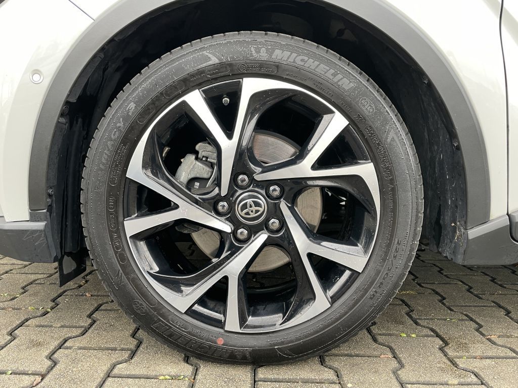 Toyota C-HR 2.0 Hybrid Team Deutschland*Navi*Comfort-P.