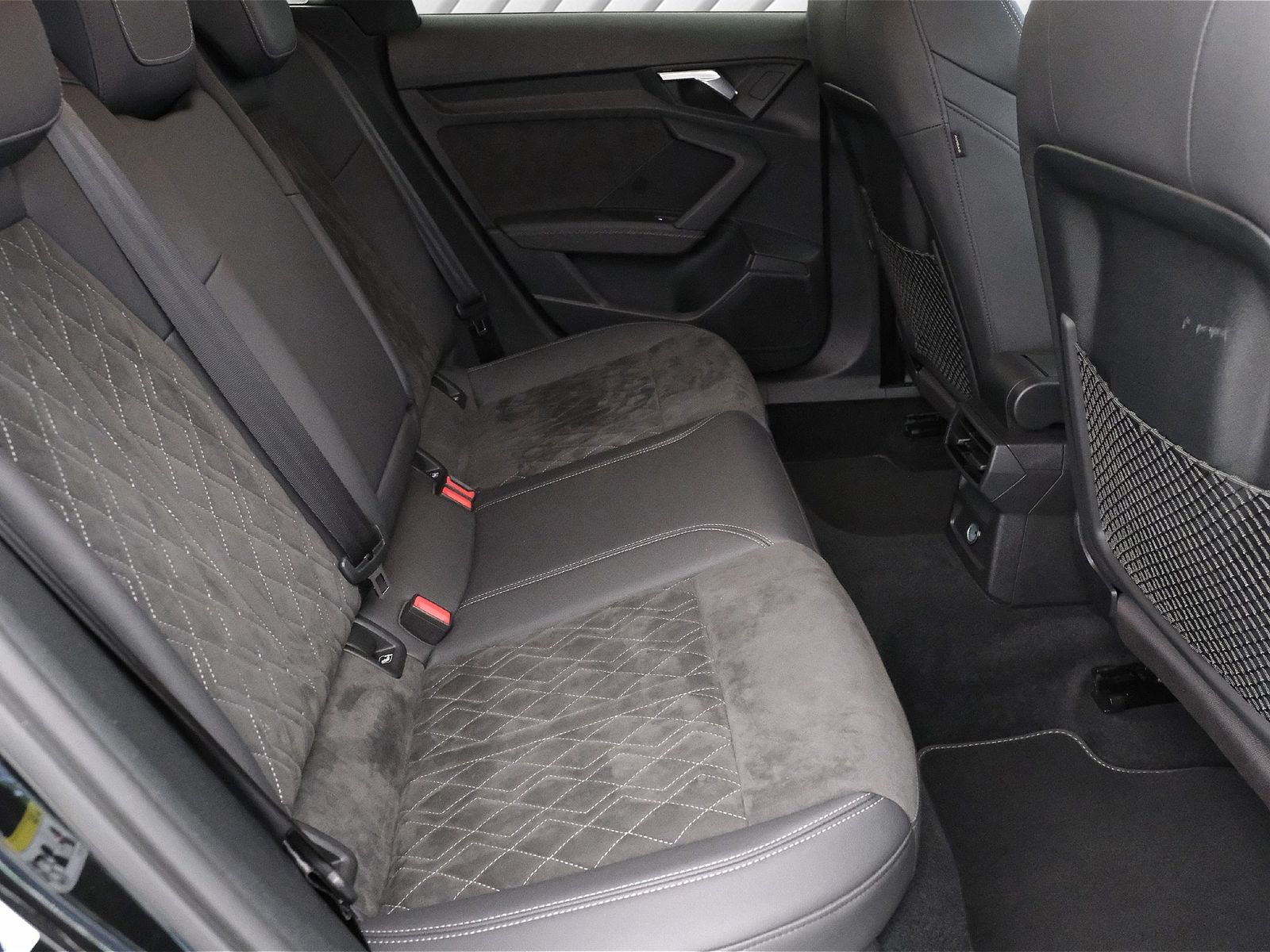 Audi A3 Sportback 35 TFSI S line - Samsaru's Car Outlet