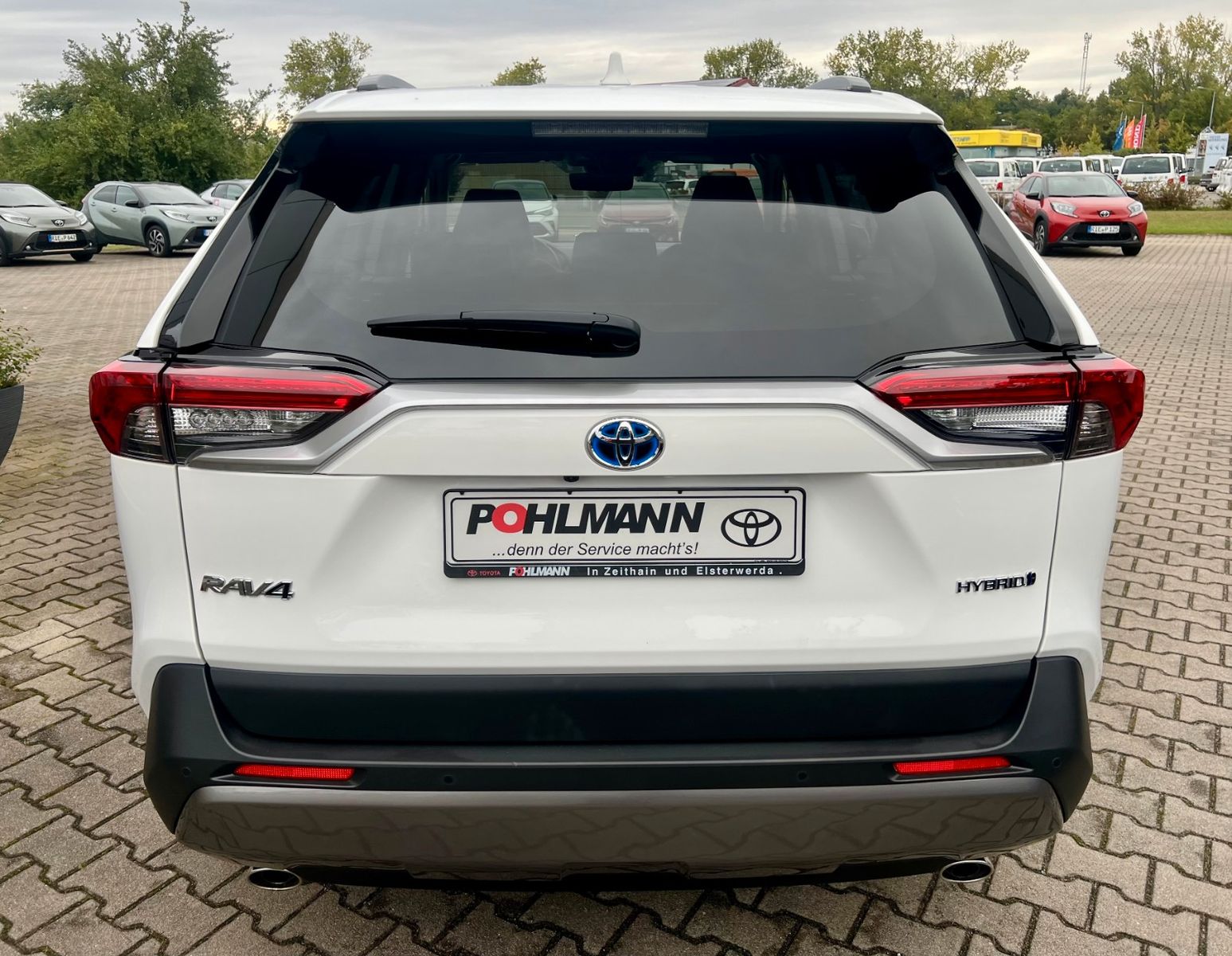 Toyota RAV 4 Hybrid 4x4 Team Deutschland AWD*4WD*NAVI