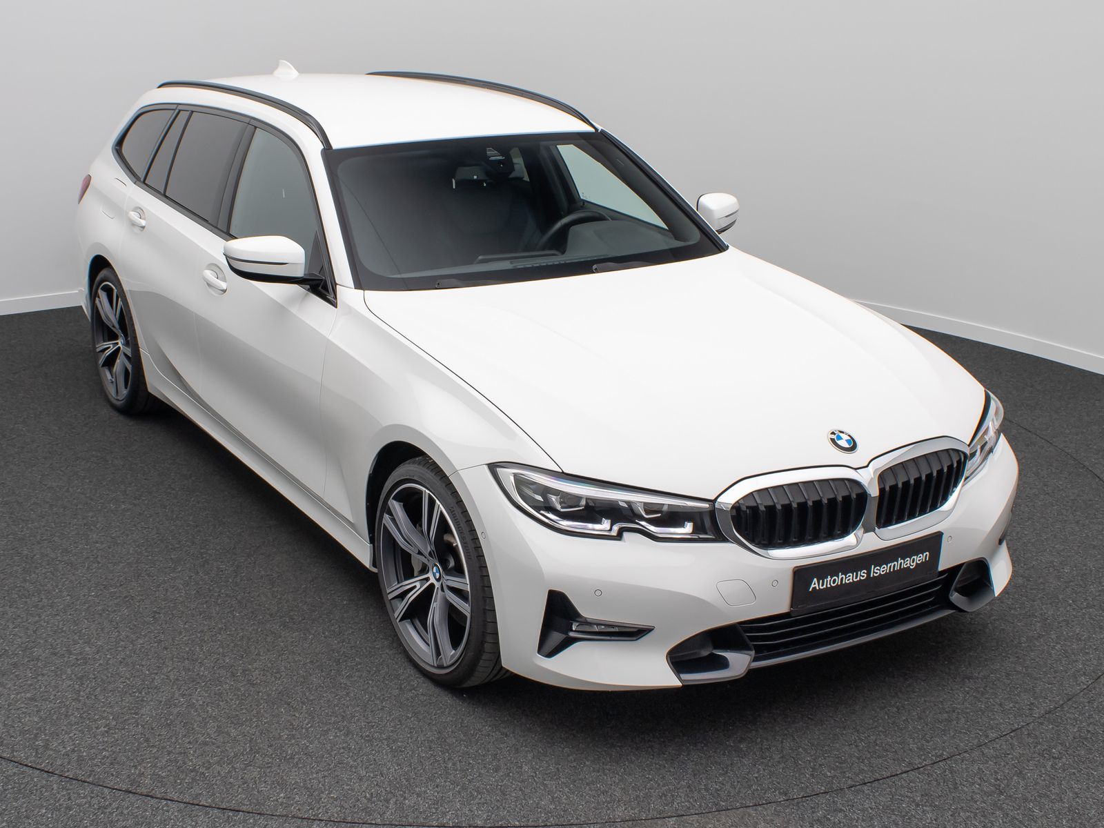 BMW 330i Sport Line - Samsaru's Car Outlet