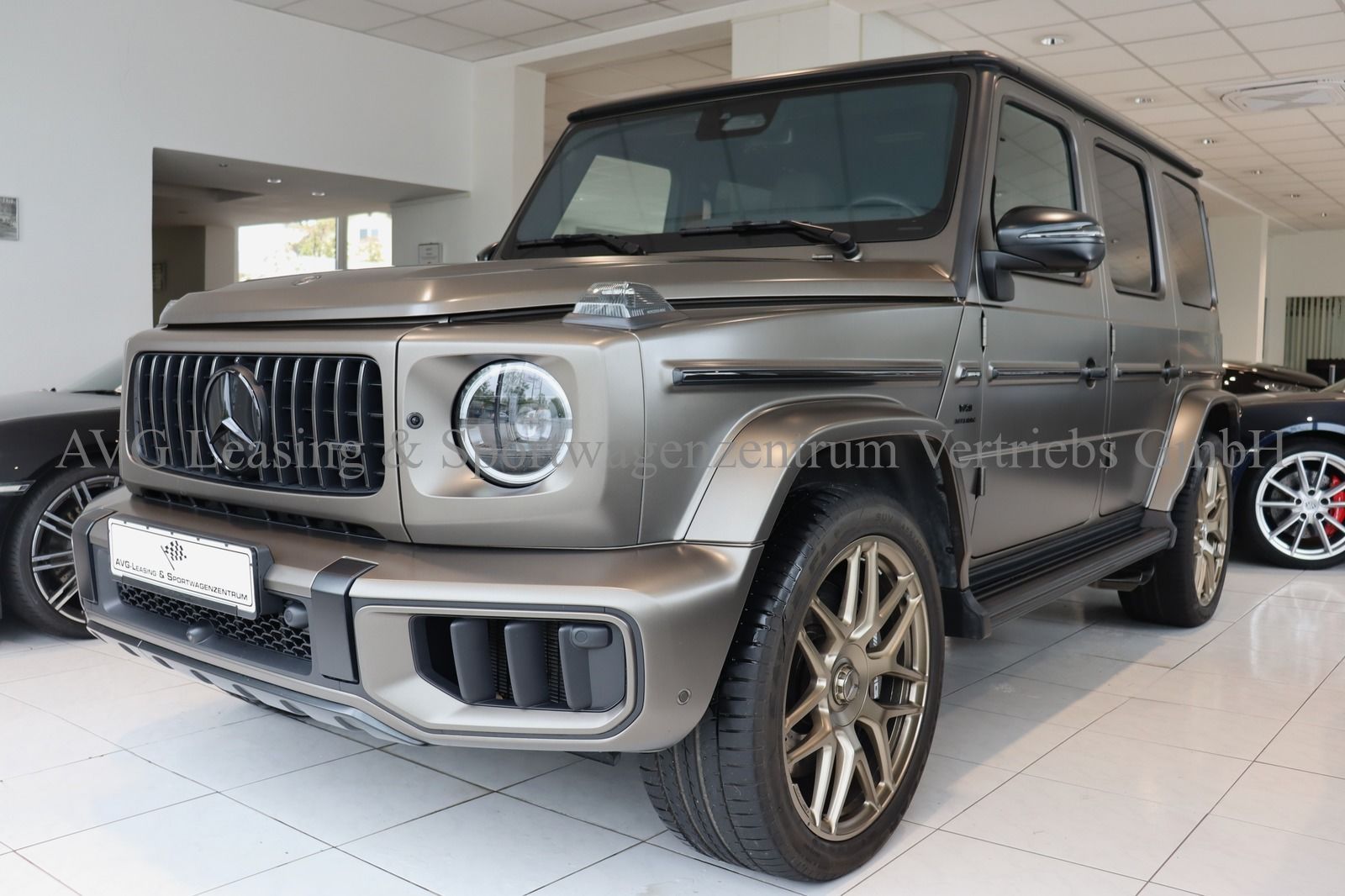 Mercedes-Benz G63 AMG - Samsaru's Car Outlet