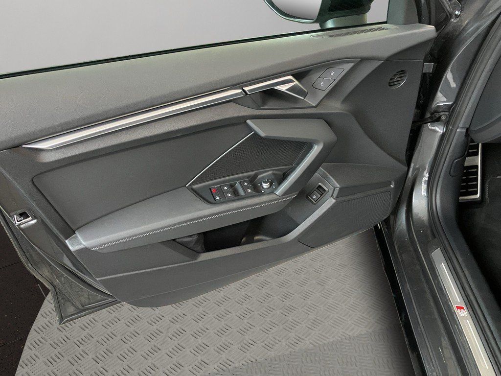 Audi A3 Sportback 45 TFSIe S tronic S line Navi GRA