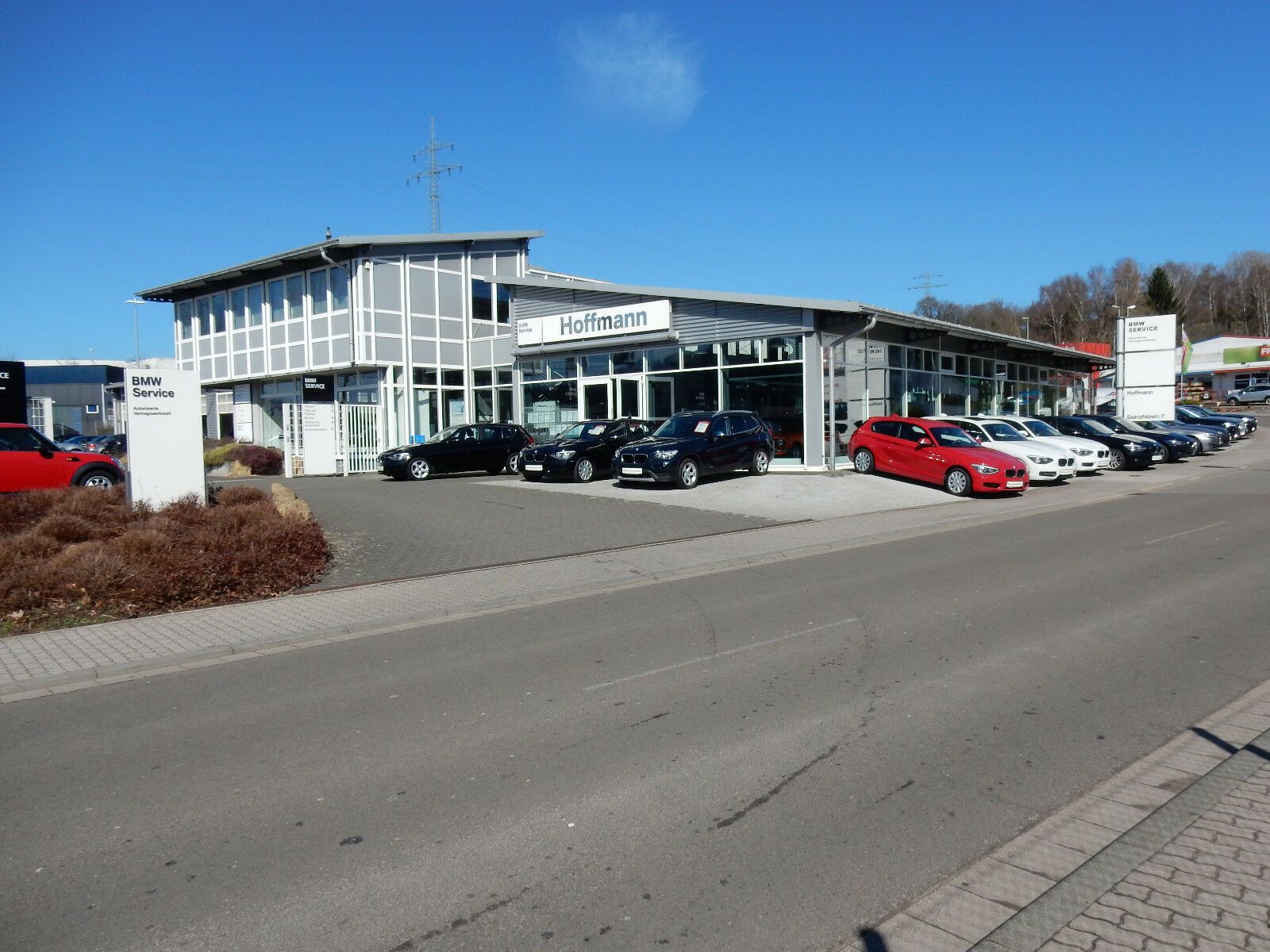 BMW 320iA G21 Tour - Samsaru's Car Outlet