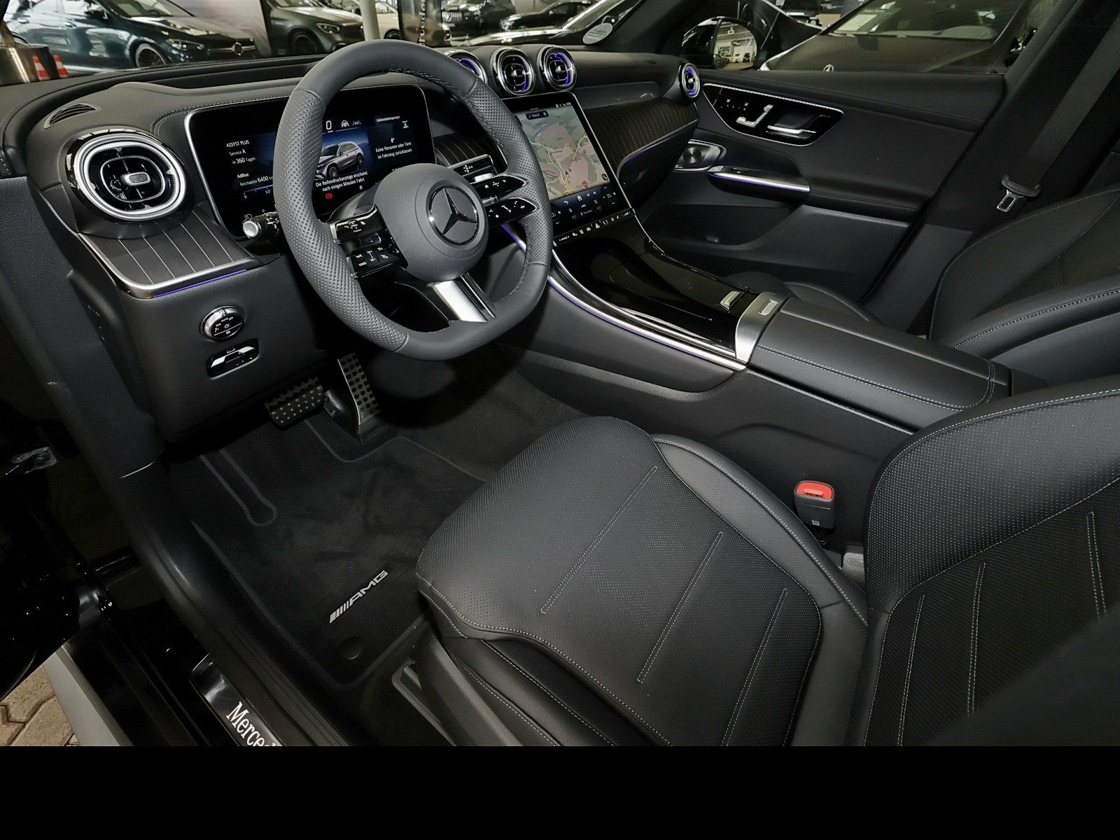 Mercedes-Benz GLC 300 d 4M AMG Multikontursit+Standhz+AHK+Pano