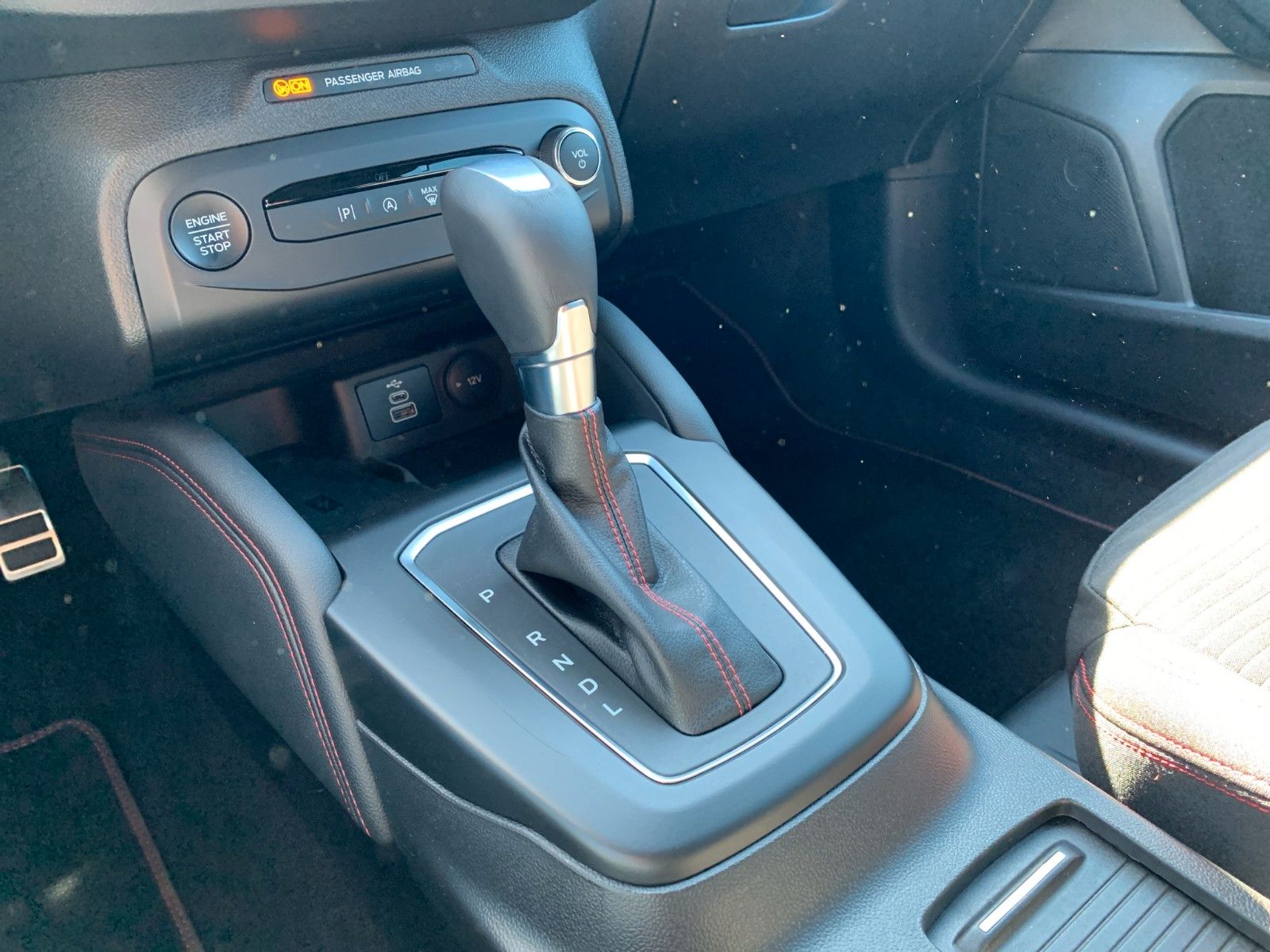 Ford FOCUS ST-LINE X+AUTOMATIK+NAVI+KAMERA+ACC+LED!