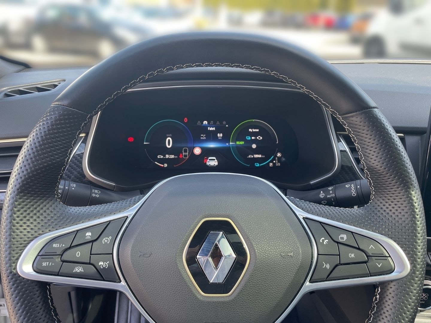 Renault Arkana E-TECH engineered hybrid - Samsaru's Car Outlet
