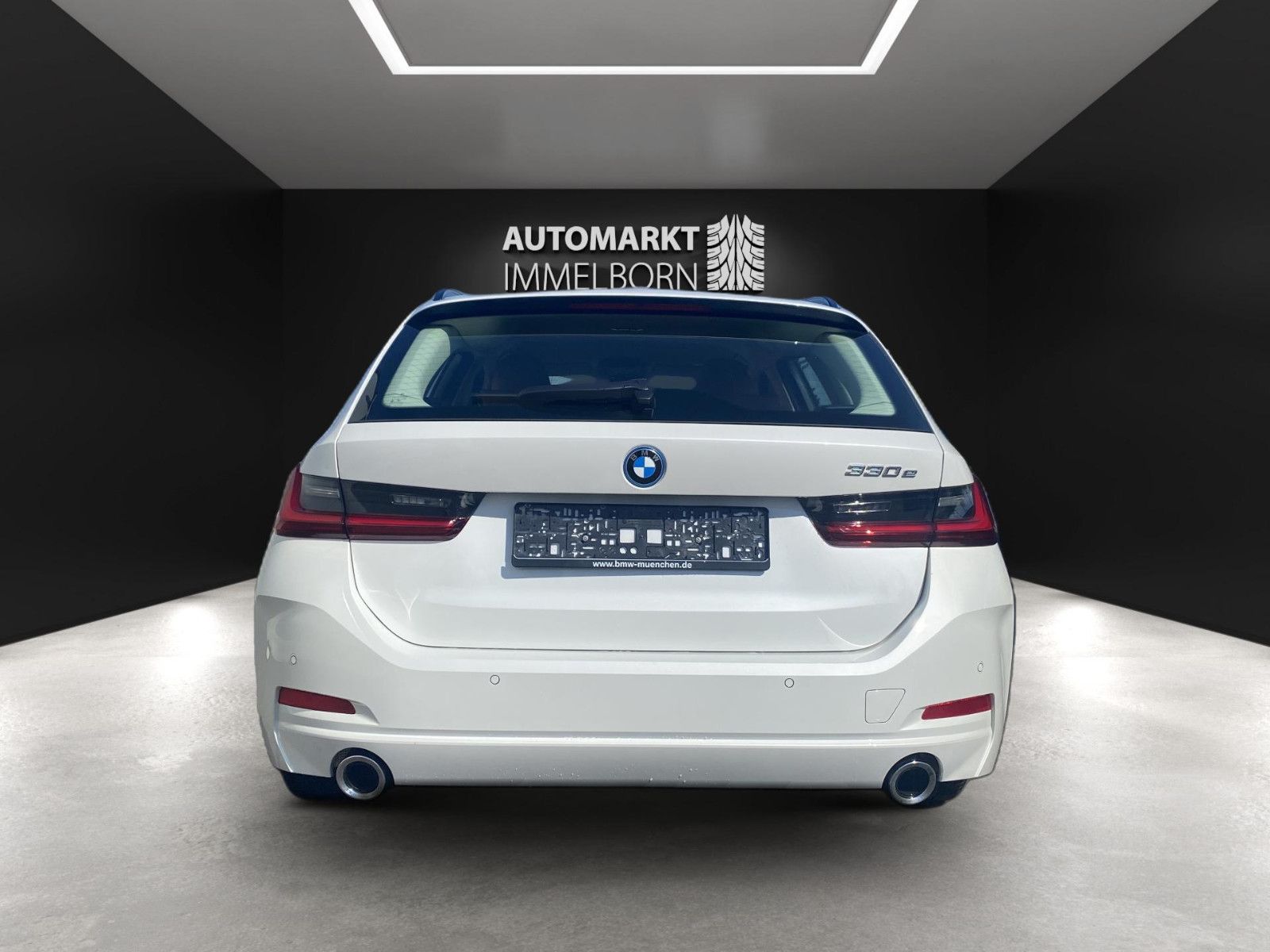 BMW 330 e - Samsaru's Car Outlet