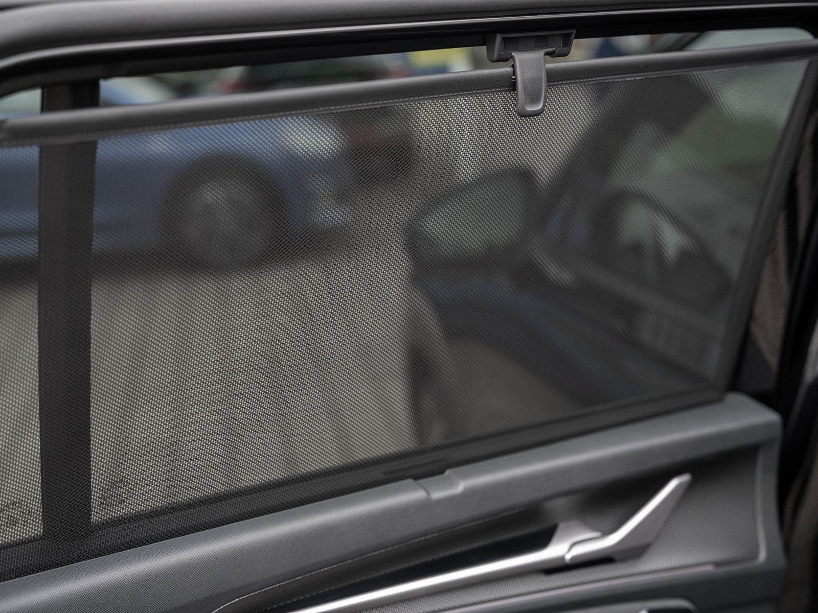 Skoda KODIAQ SPORTLINE 2.0 TDI DSG 4X4 DCC AHK Navi 36