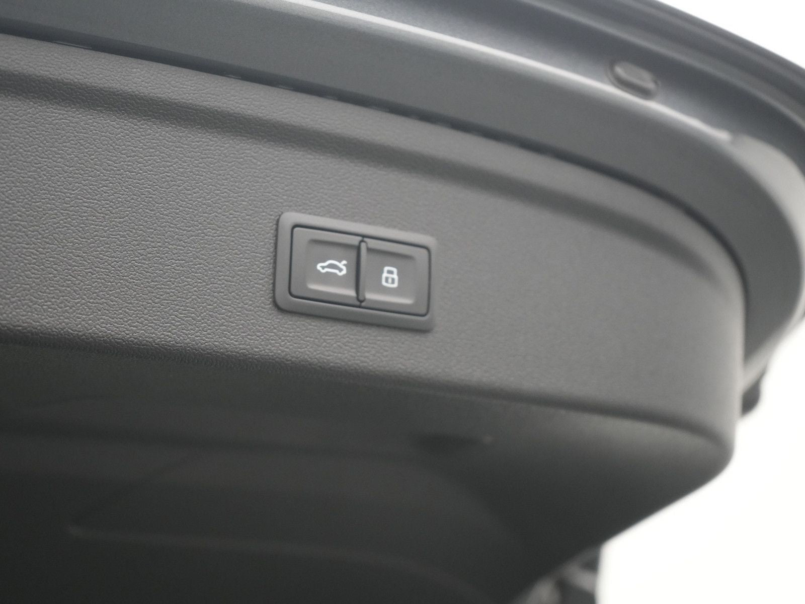 Audi A3 - Samsaru's Car Outlet