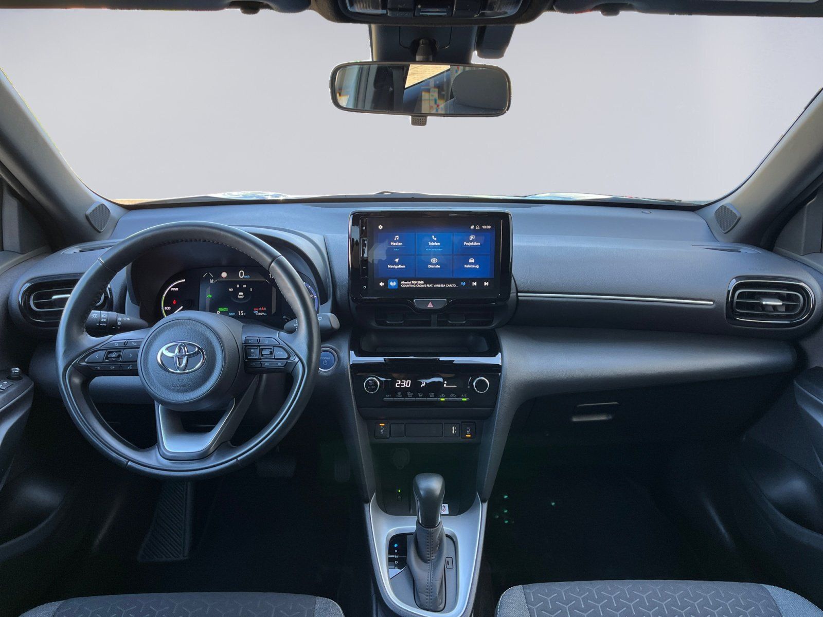 Toyota Yaris Cross Hybrid ACC+Navi+Kamera+Winterpak
