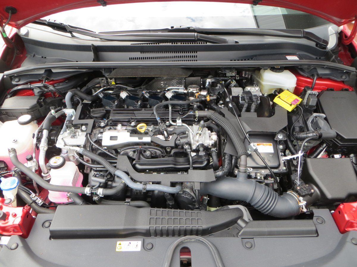 Toyota Corolla 2.0 Hybrid Lounge - Samsaru's Car Outlet
