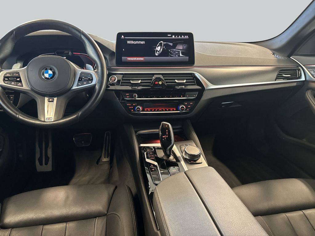BMW 520d Touring Aut. Head-Up Laser Pano HiFi