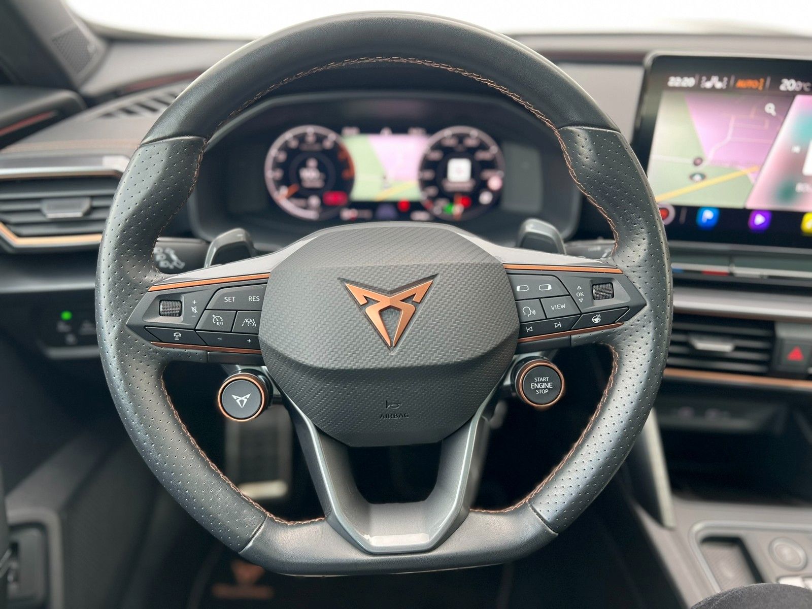 Cupra Formentor VZ 2.0 TSI DSG 4Drive-21" PANO BREMBO