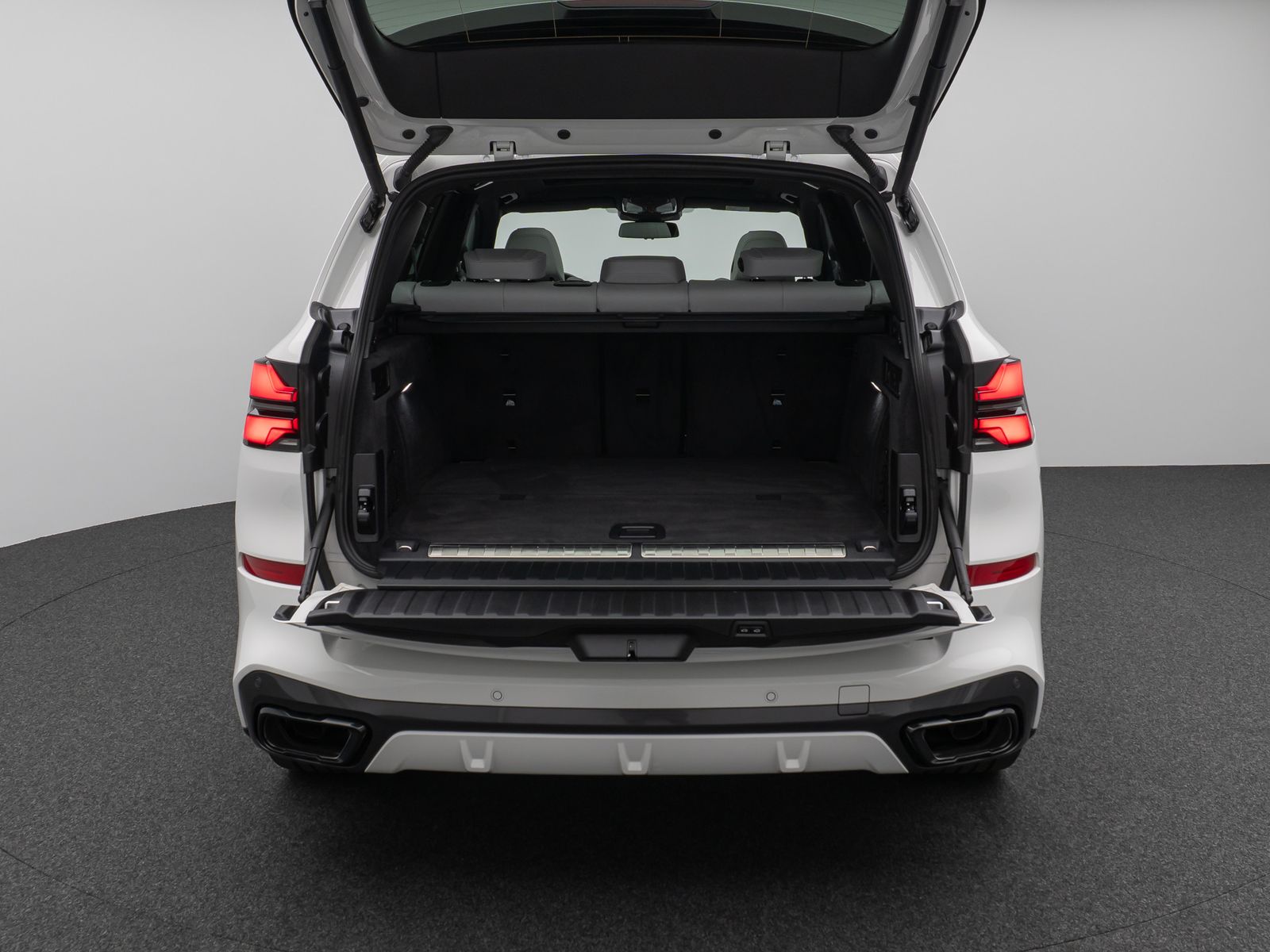 BMW X5 xD50e M Sport Panorama 360°HUD DAB H/K SoftCL