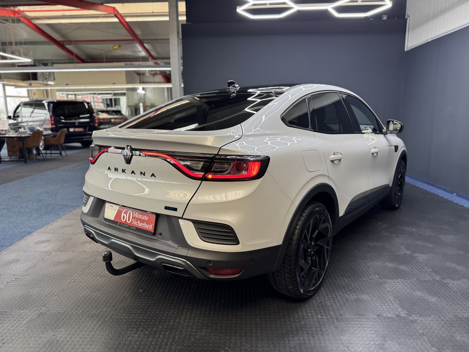Renault Arkana E-Tech Full Hybrid 145 Esprit Alpine - Samsaru's Car Outlet