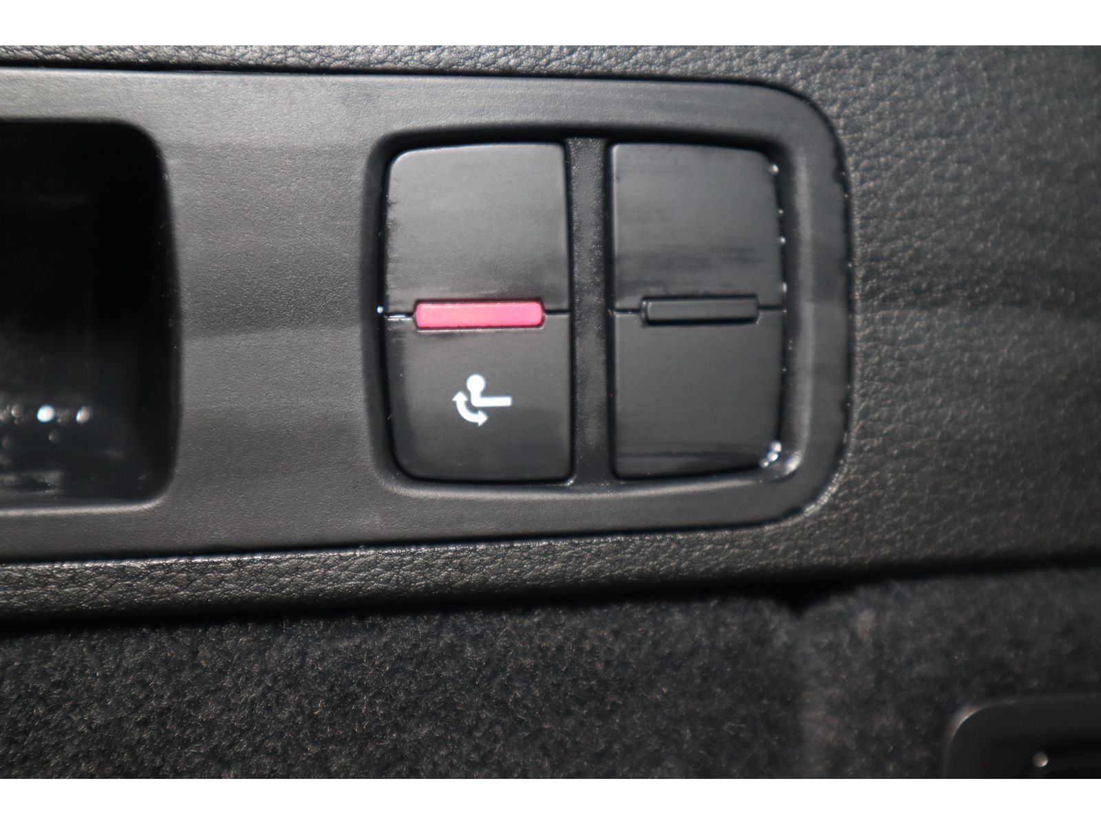 Audi Q5 40 TDI quattro S line - Samsaru's Car Outlet
