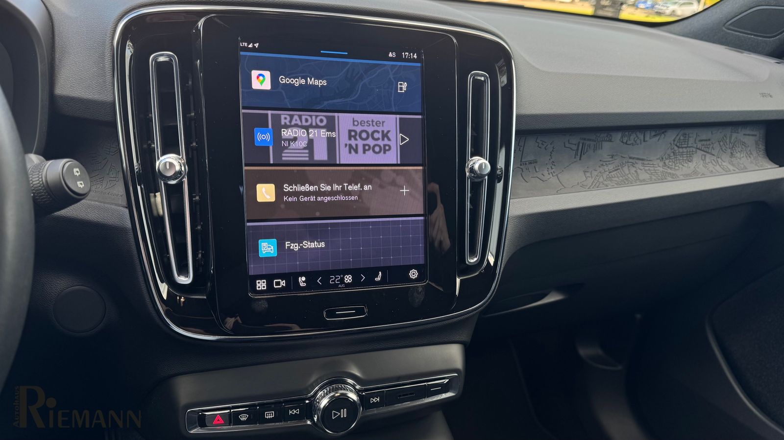 Volvo XC40 Recharge Twin Motor Plus + Winter-Paket