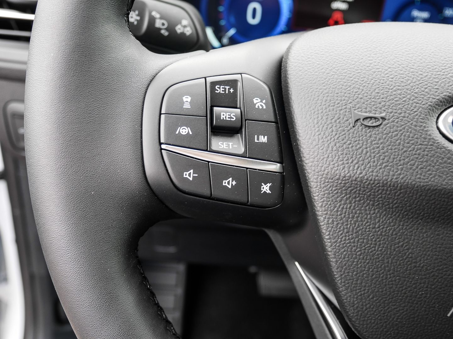 Ford Kuga Hybrid Titanium X FHEV 4x4 - Samsaru's Car Outlet