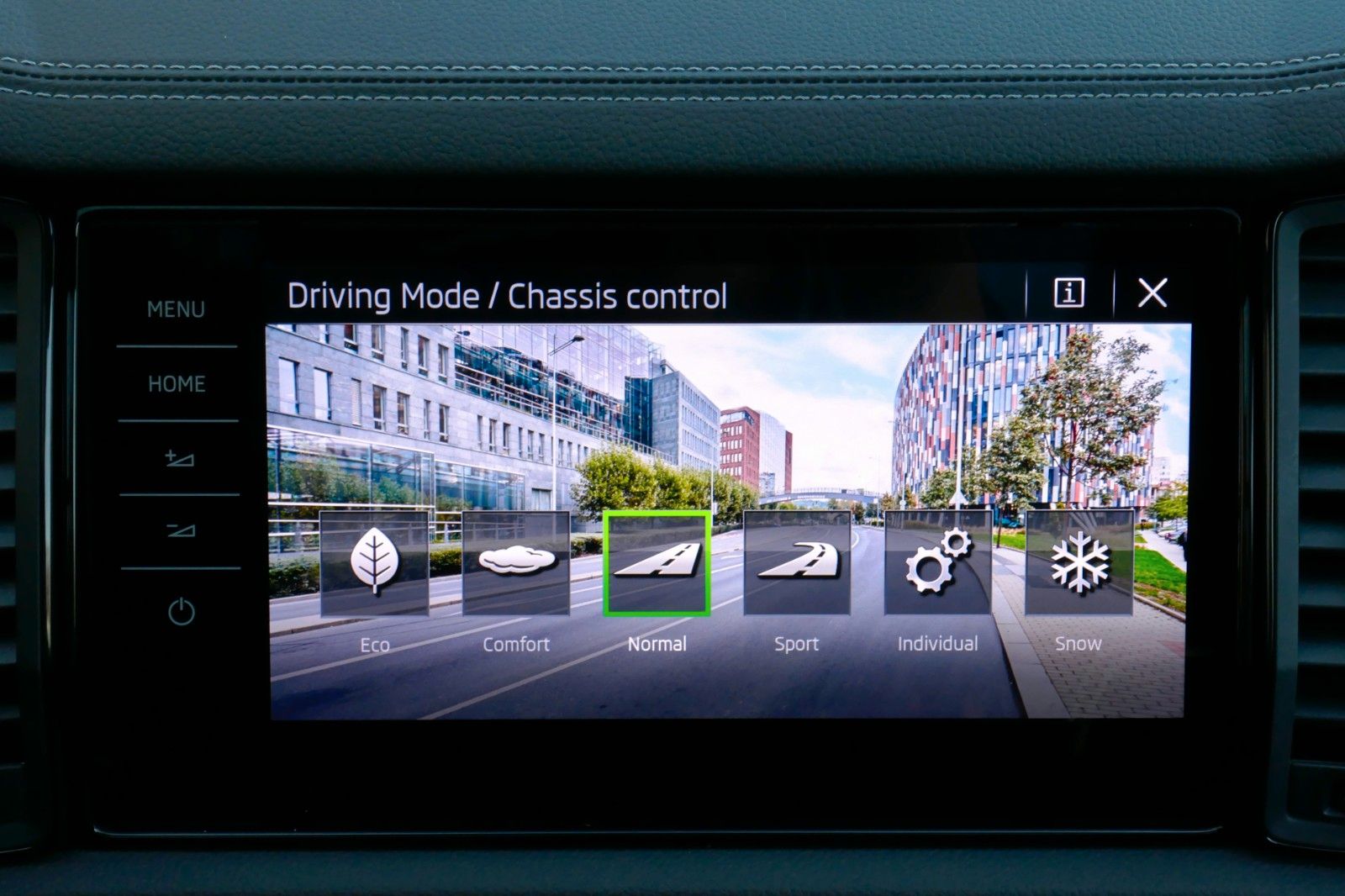 Skoda Kodiaq Sportline 4x4 Pano 360Cam Standheiz. AHK