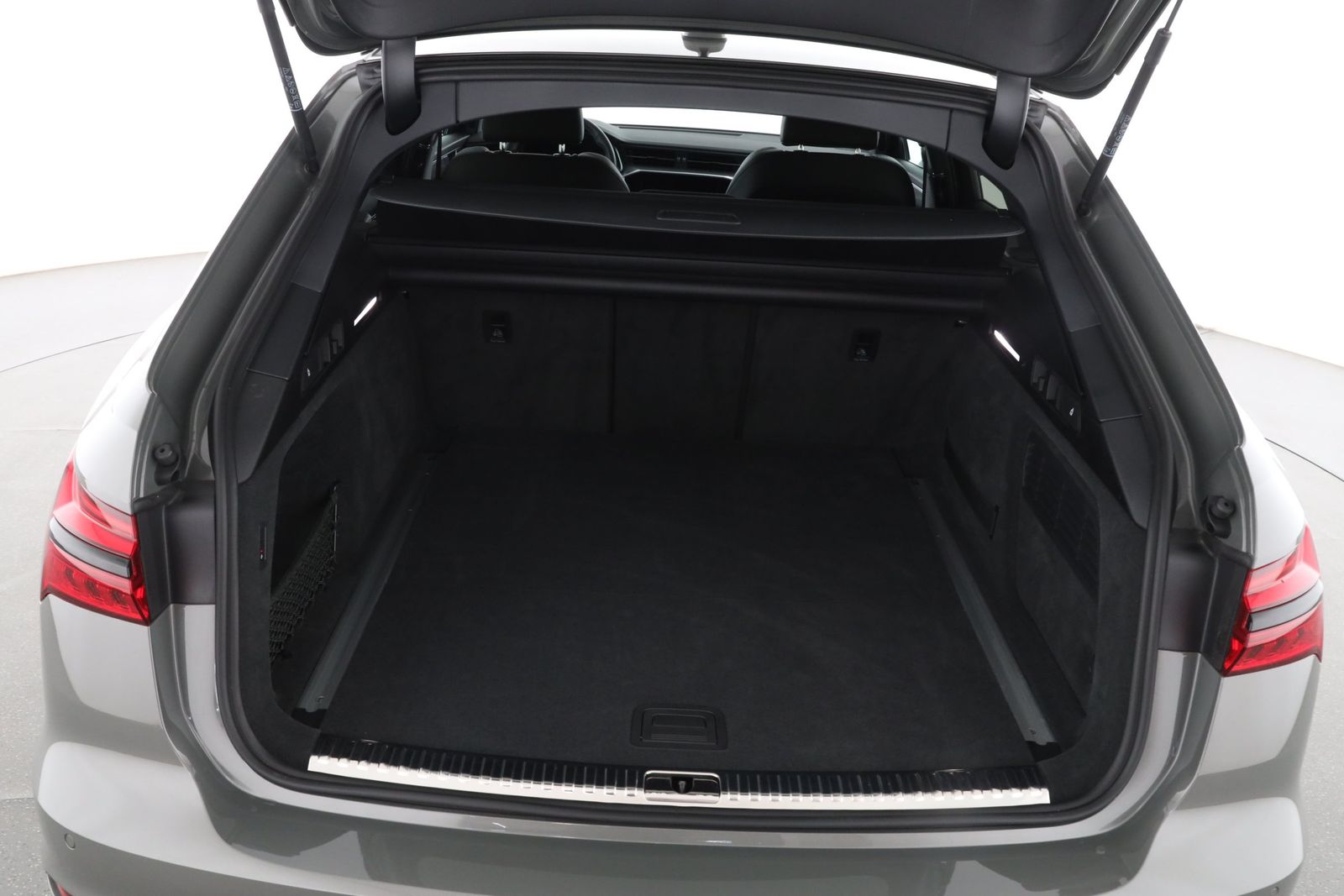 Audi A6 Avant 45 TFSI S tronic advanced S line AHK