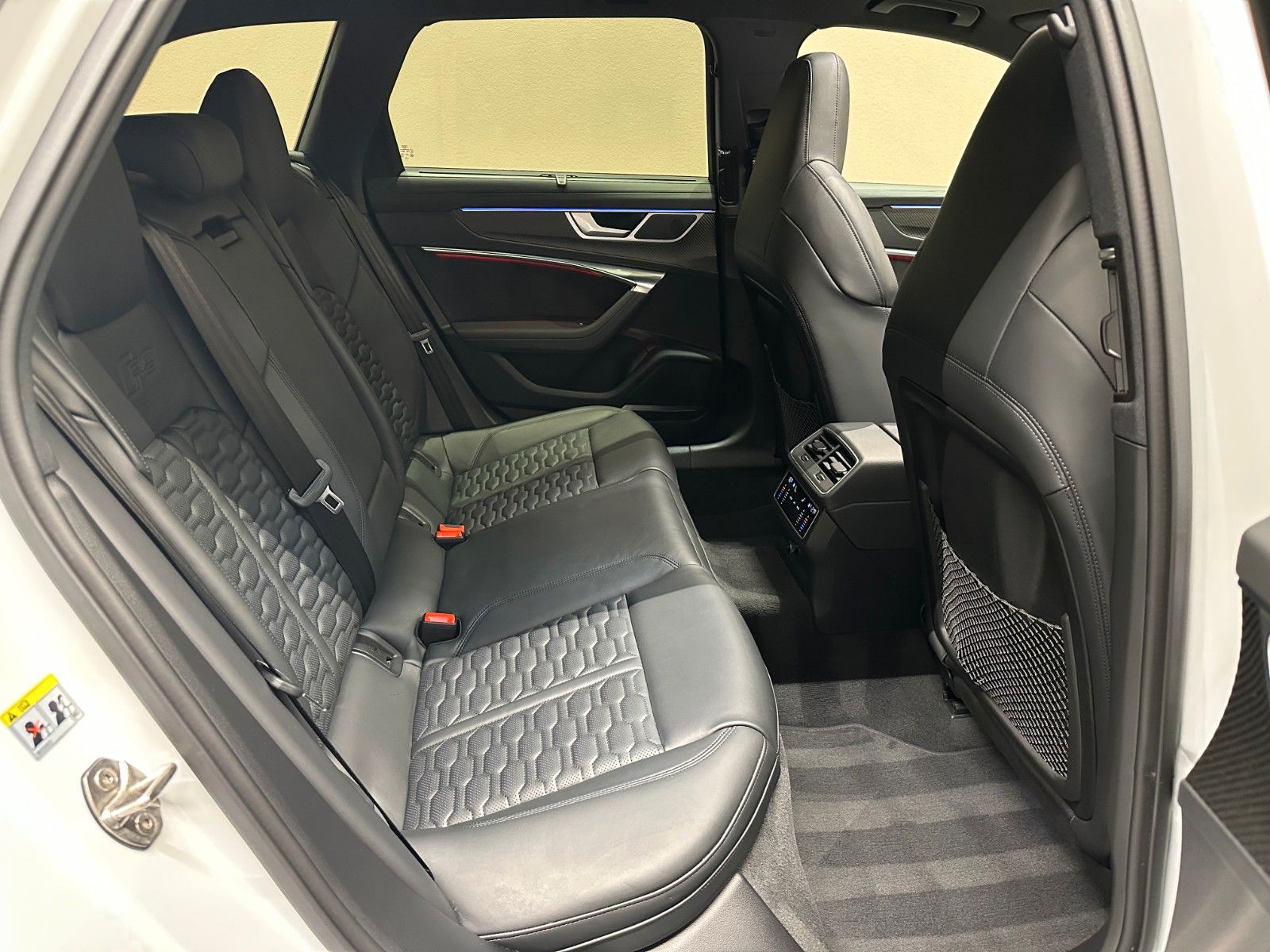 Audi RS6 Avant 4.0 TFSI quattro *1.HAND*KERAMIK*PANO*