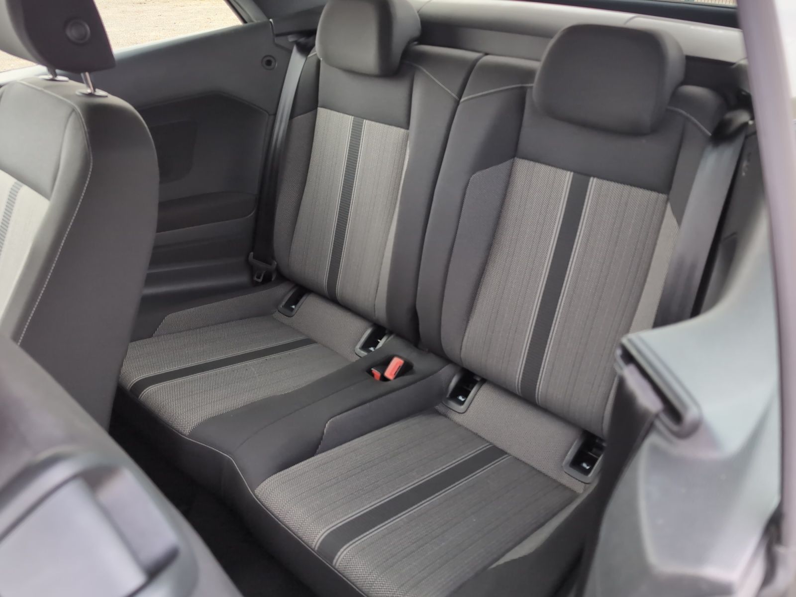 Volkswagen T-Roc 1.5 TSI Style DSG - Samsaru's Car Outlet