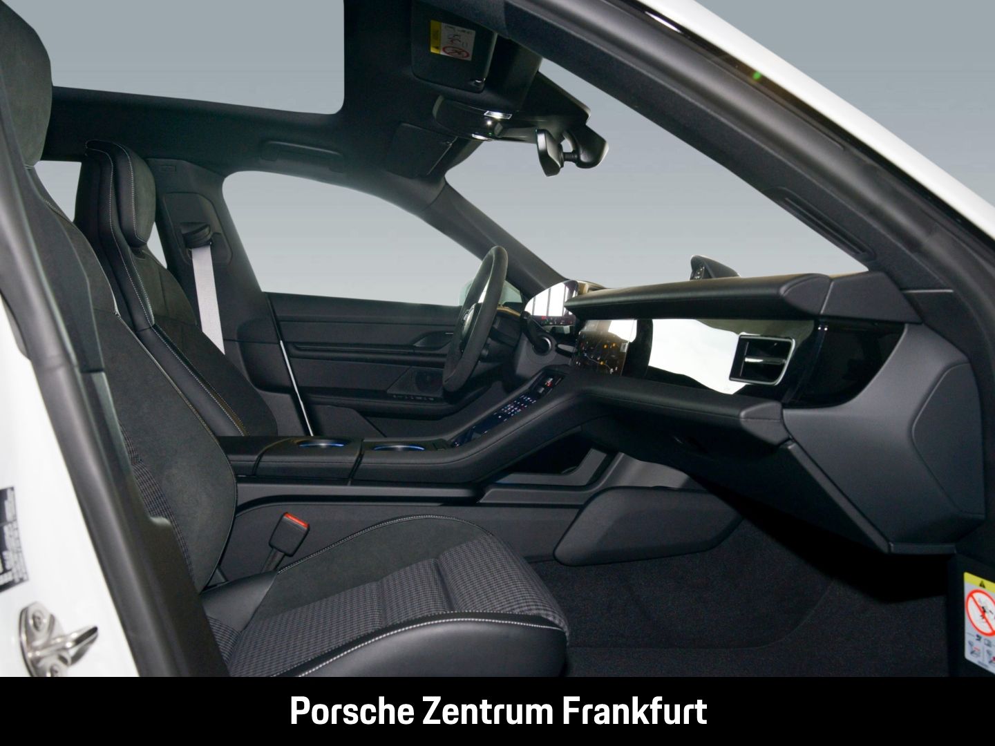 Porsche Taycan Sport Turismo BOSE Surround-View 21-Zoll