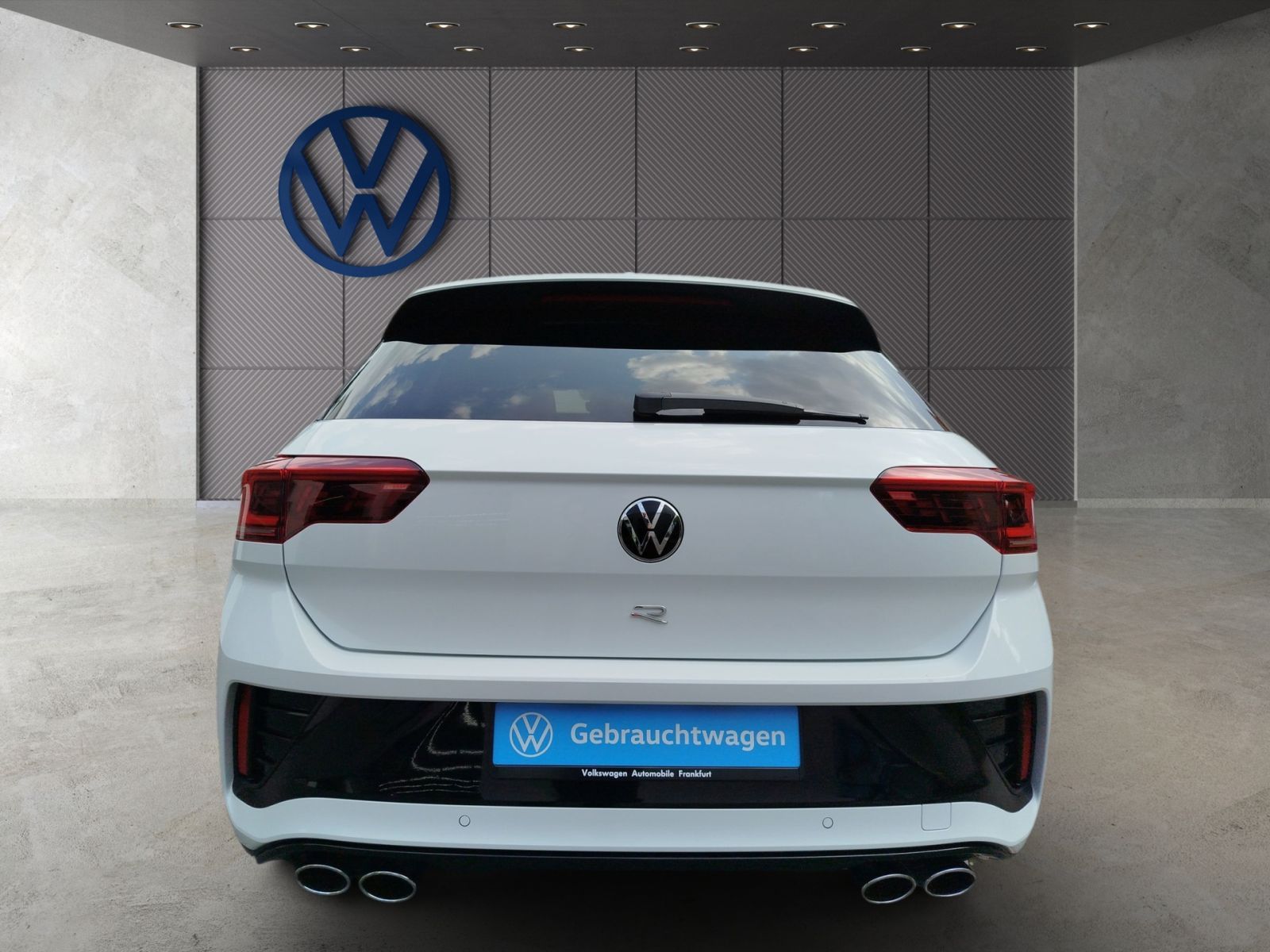 Volkswagen T-Roc 2.0 TSI DSG 4Motion R - Samsaru's Car Outlet
