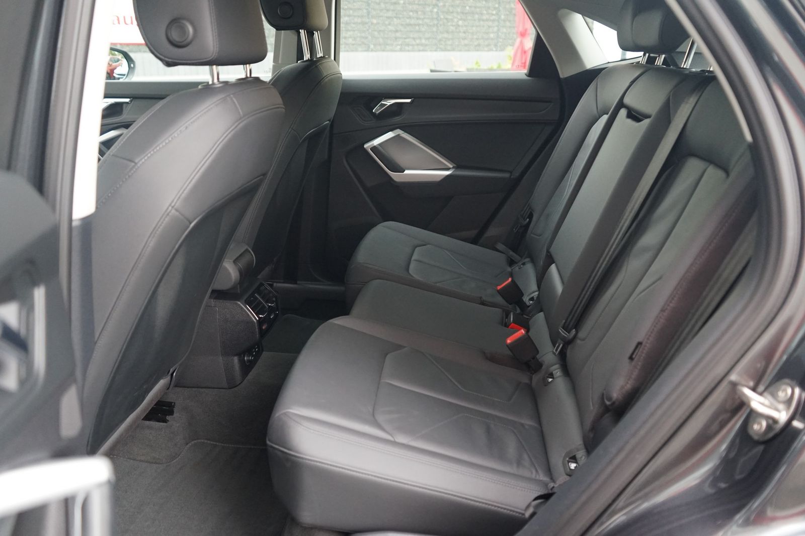 Audi Q3 Sportback 40 TDI quattro S line - Samsaru's Car Outlet