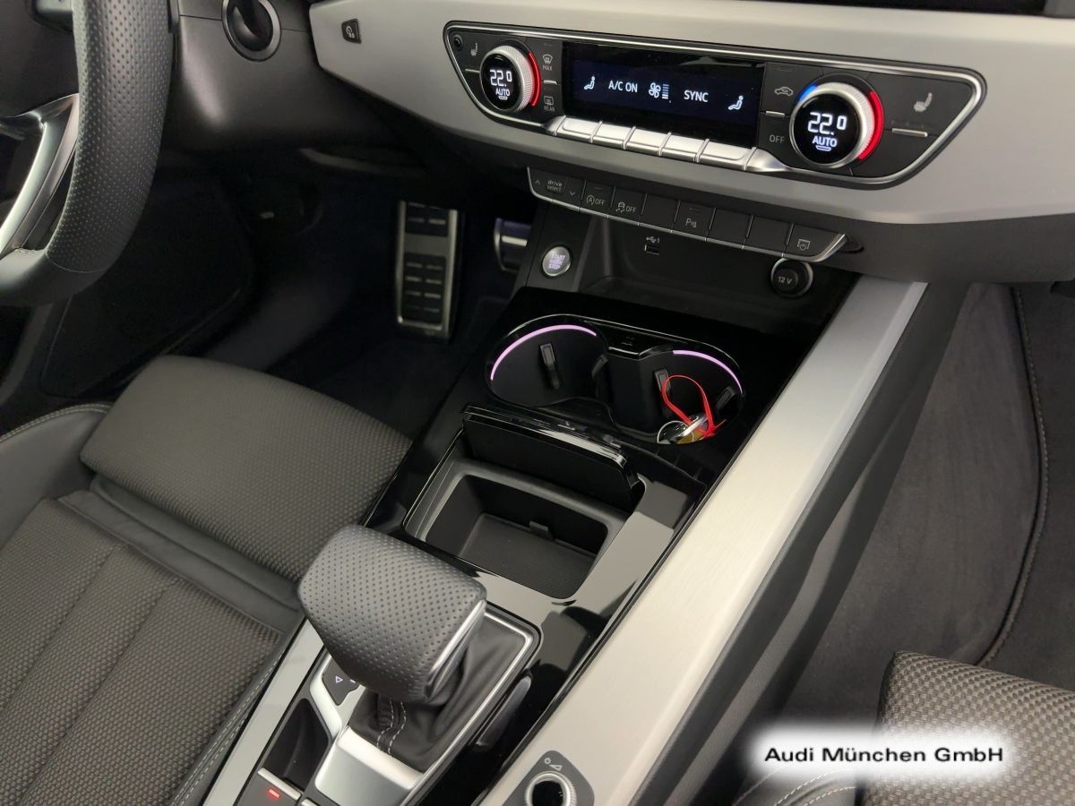 Audi A4 Avant 40 TFSI S tronic S line - Samsaru's Car Outlet