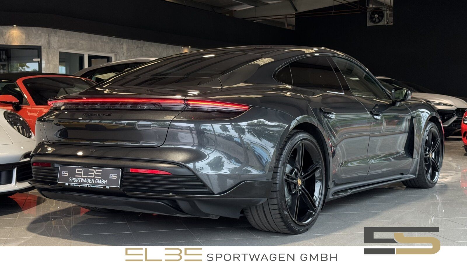 Porsche Taycan 4S Plus MATRIX BURM INNO PANO 360° KERAMI