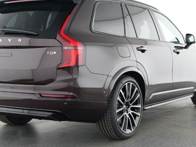 Volvo XC90 Ultra Dark T8 22''LM Luftf. Pano AHK B&W Ak
