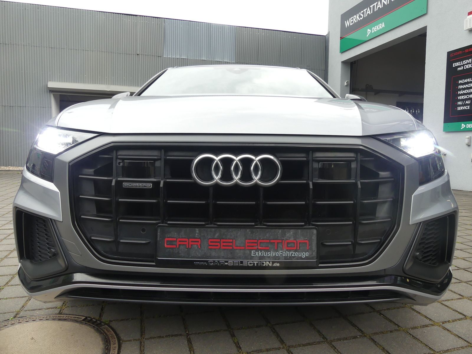 Audi Q8 50 TDI Quattro S Line PANO/MATRIX/AHK/STHZ/AI