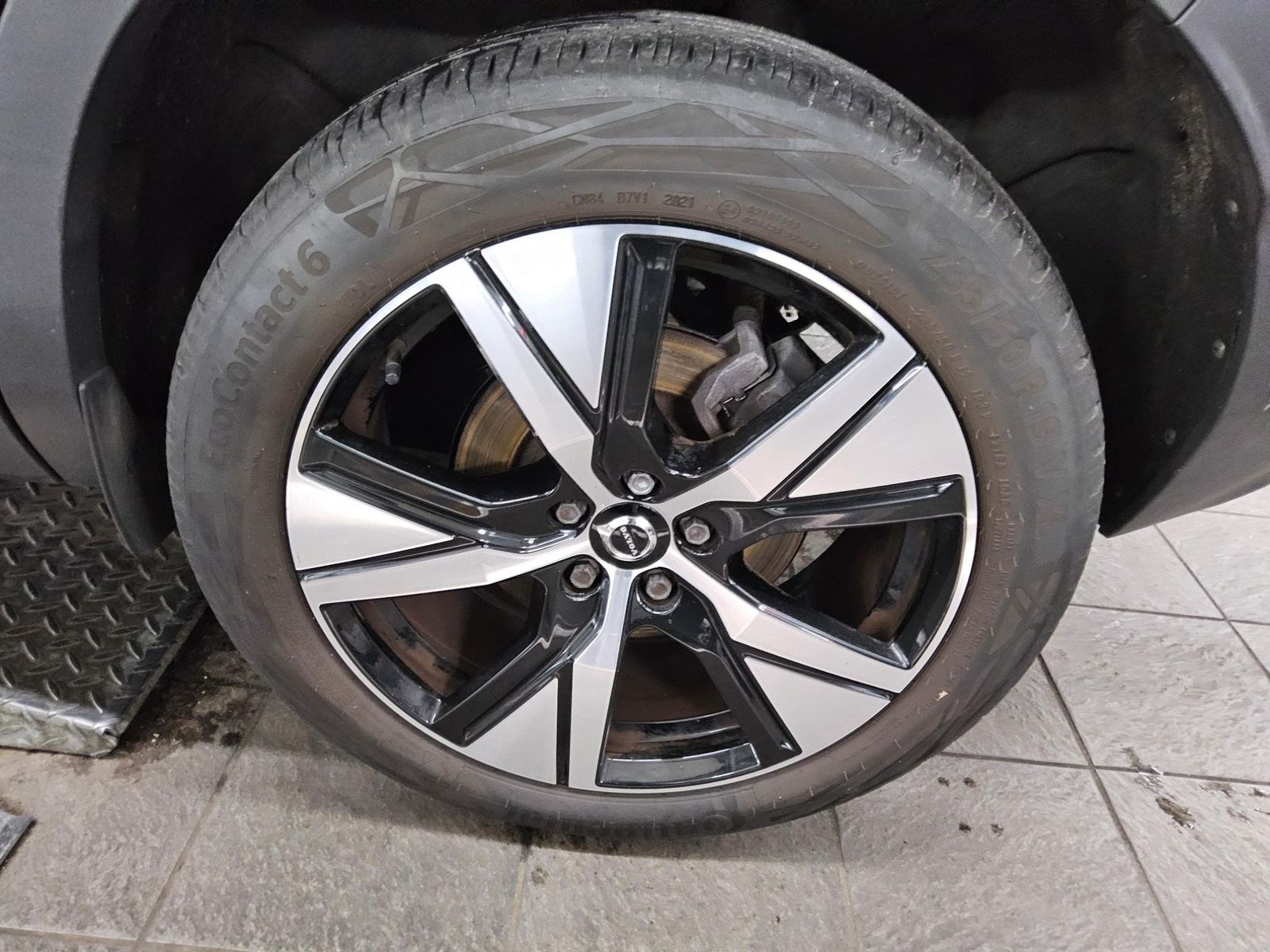 Volvo XC40 T5 Recharge Inscription Pano Navi LED AHK