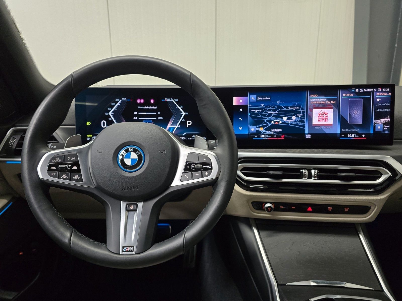 BMW 330e xDrive M Sport Pro - Samsaru's Car Outlet
