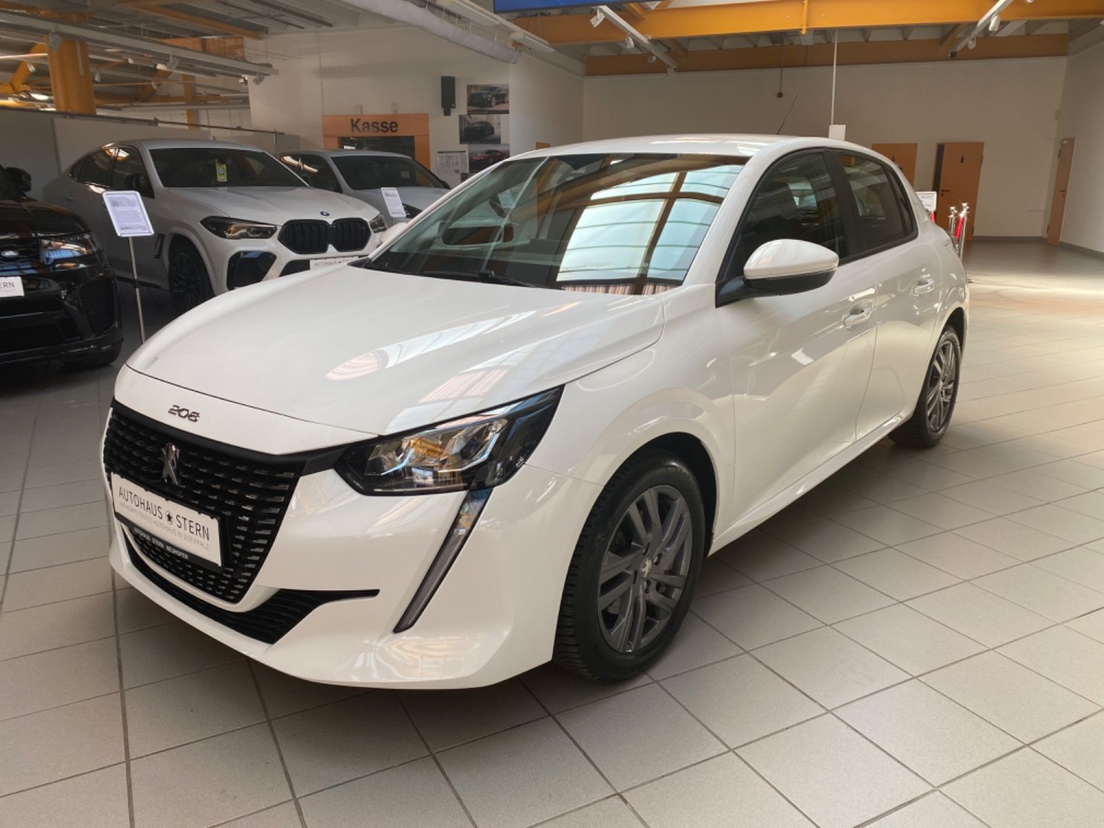 Peugeot 208 Active Pack - Samsaru's Car Outlet