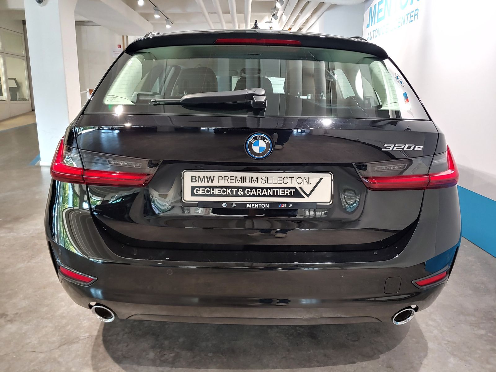 BMW 320e Sport Line - Samsaru's Car Outlet