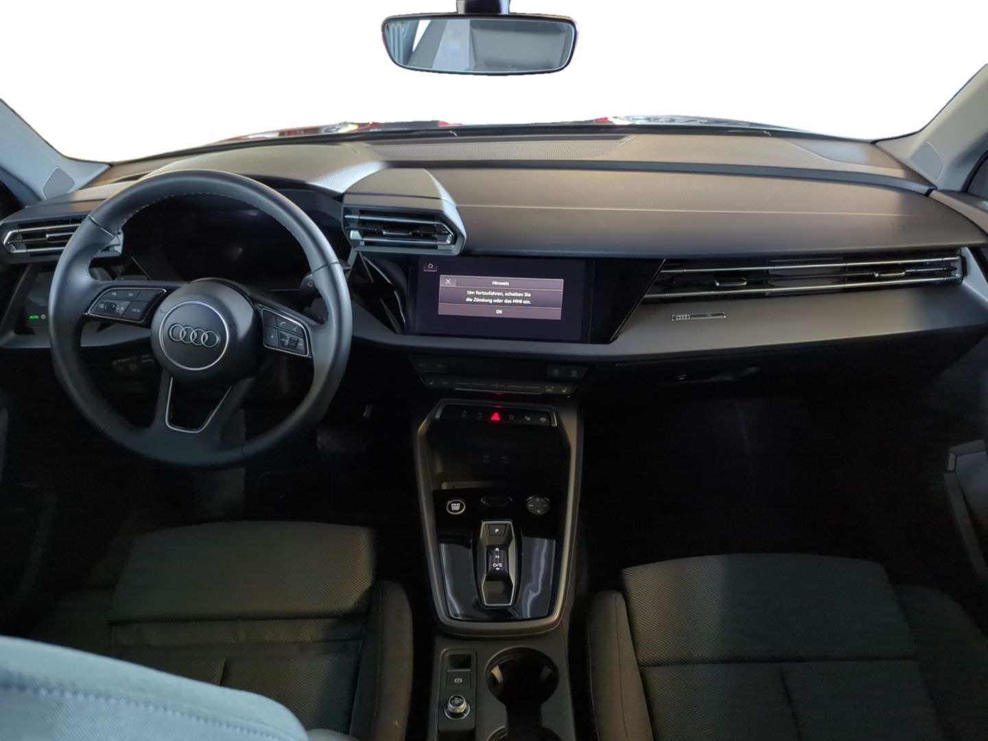 Audi A3 Limousine 30 TFSI S tronic advanced - Samsaru's Car Outlet