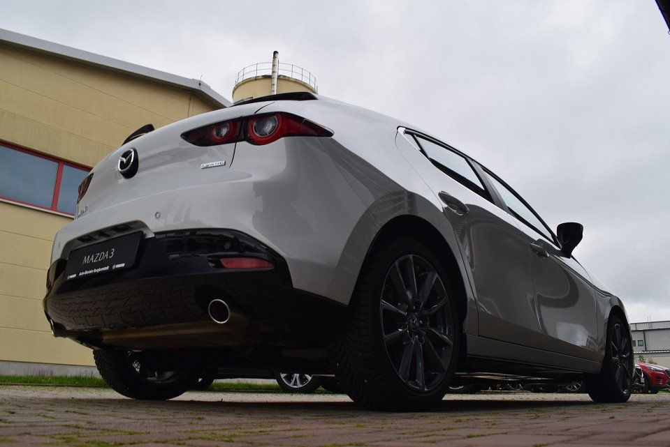 Mazda 3 2.5 140PS 6AG Center-Line Voll-LED Kamera Navi
