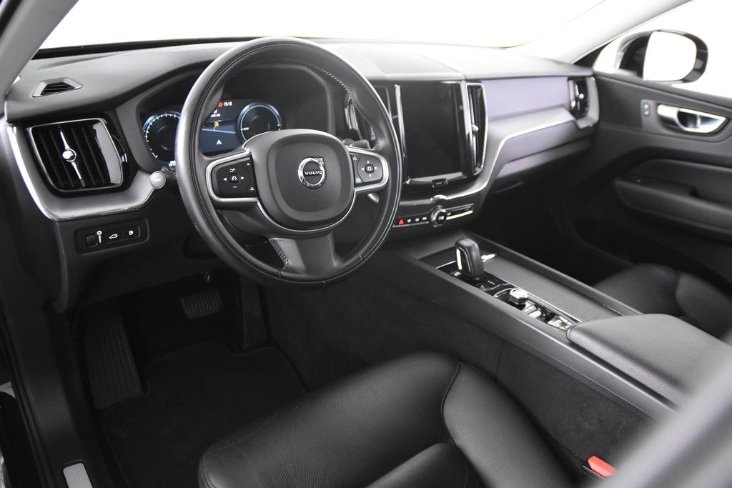 Volvo XC60 T6 AWD Recharge - Samsaru's Car Outlet