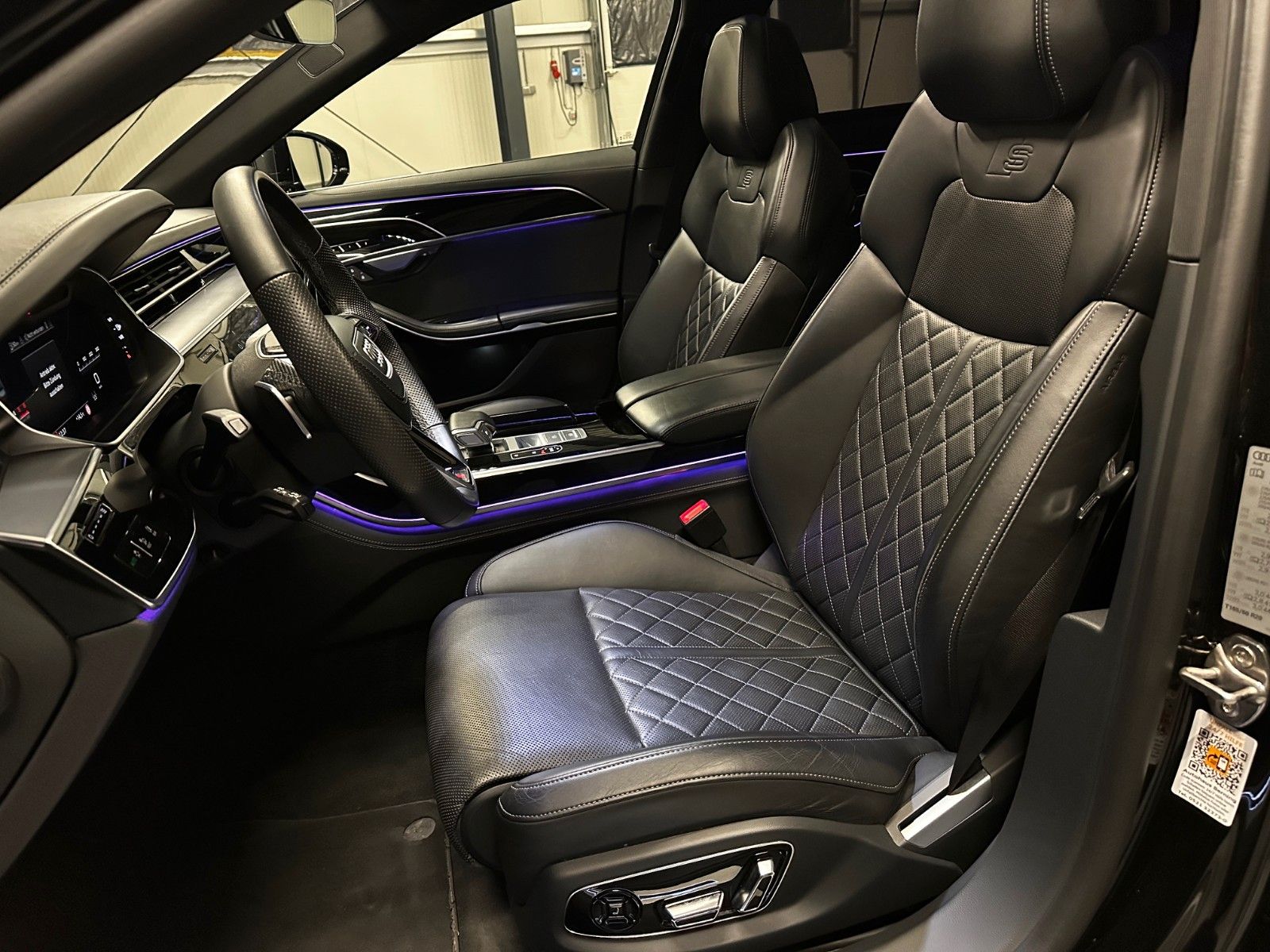 Audi A8 50 TDI quattro S-Line - Samsaru's Car Outlet