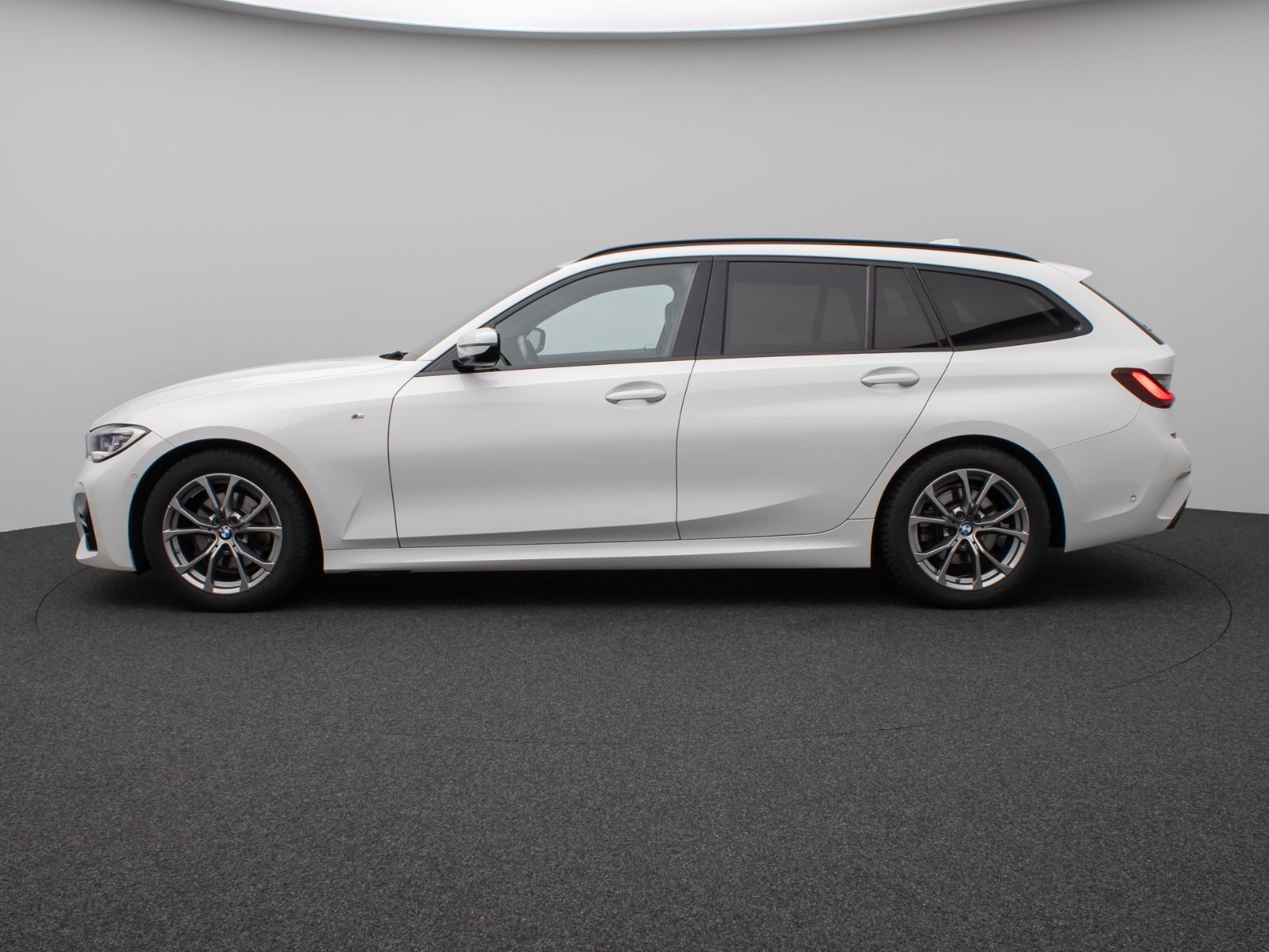 BMW 320d M Sport - Samsaru's Car Outlet