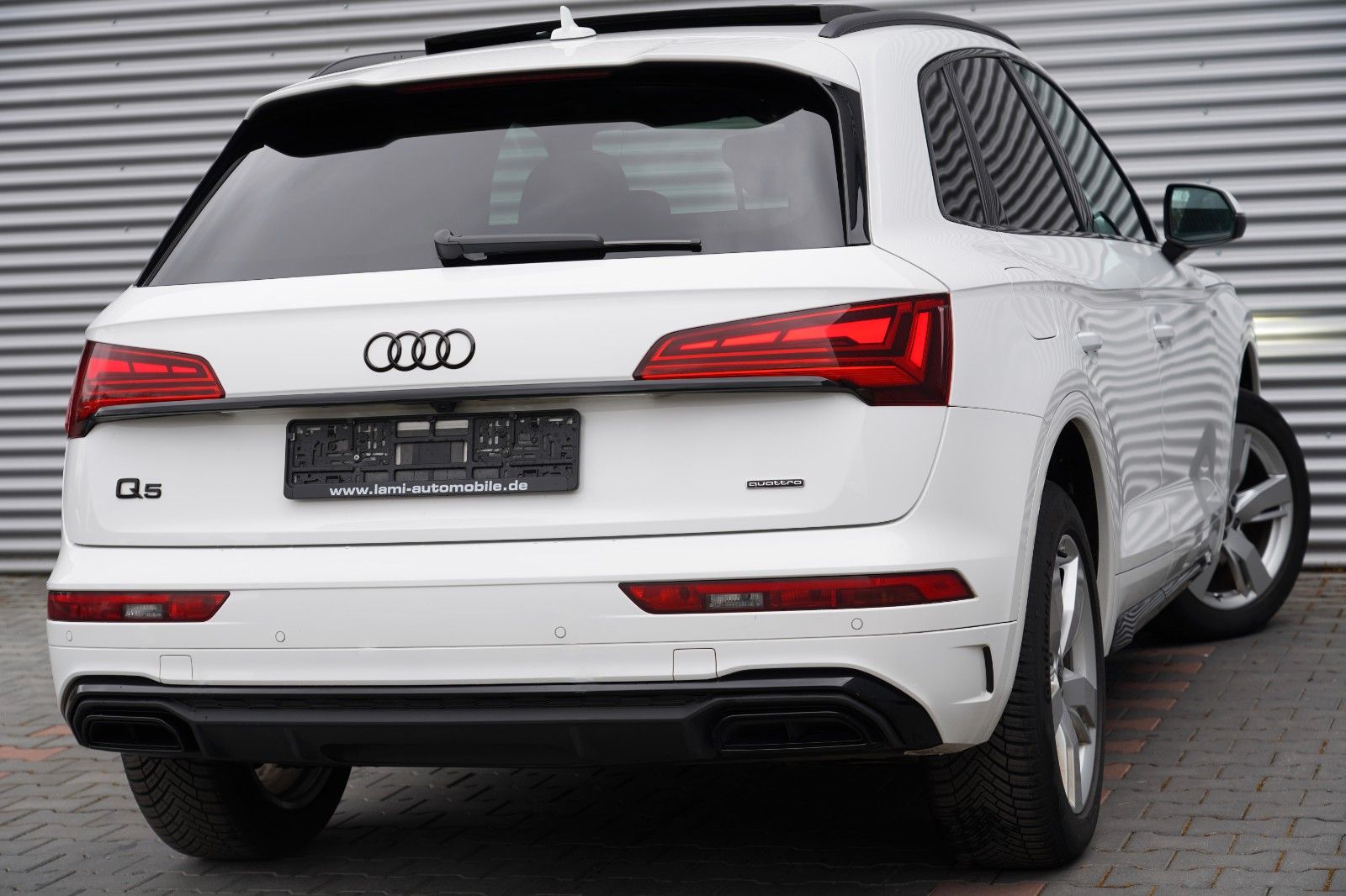 Audi Q5 40 TDI quattro S line PANO NAPPA HUD AHK KEY