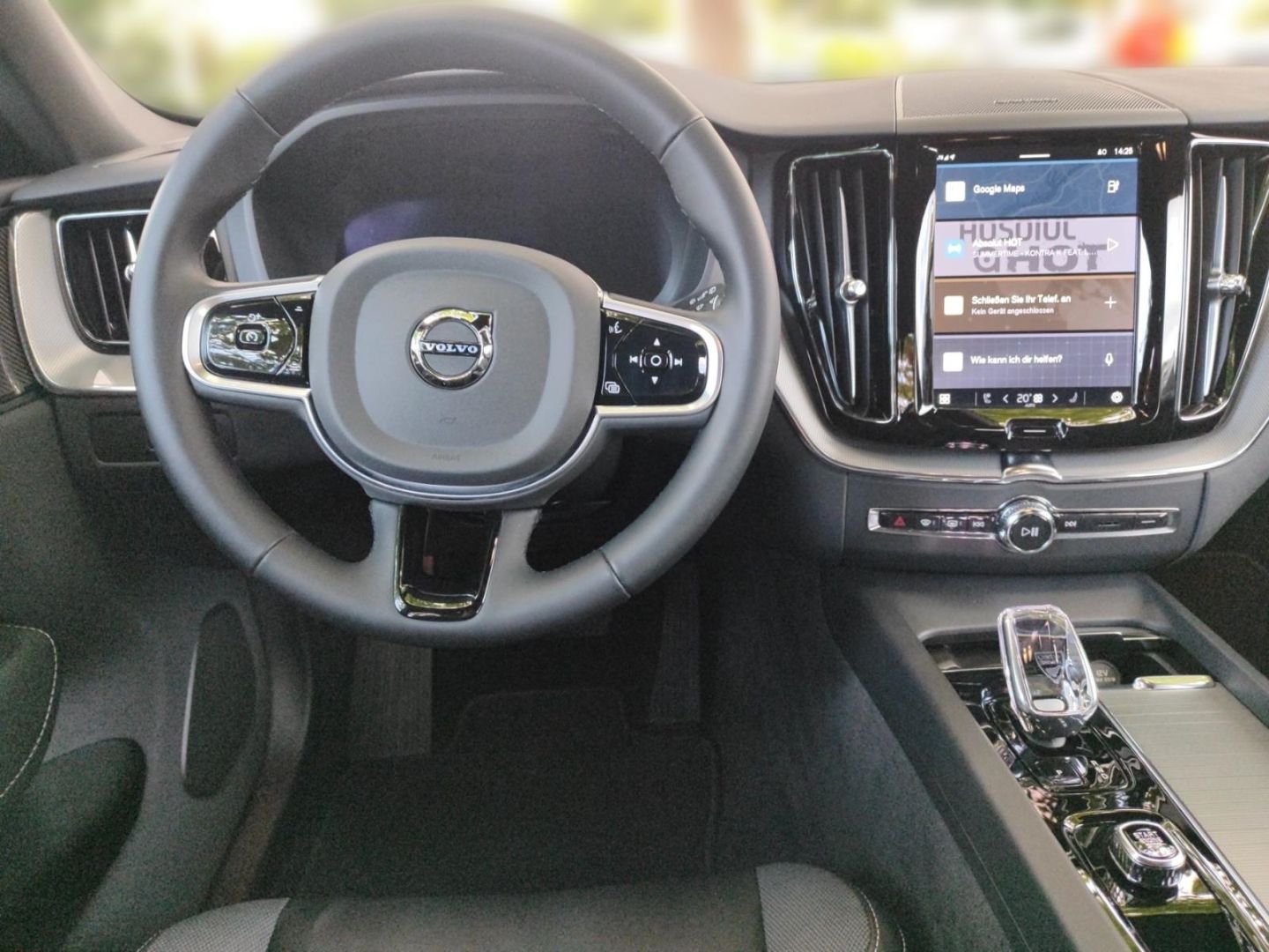 Volvo XC60 Recharge T6 AWD Plug-In-Hybrid Plus Dark Ha