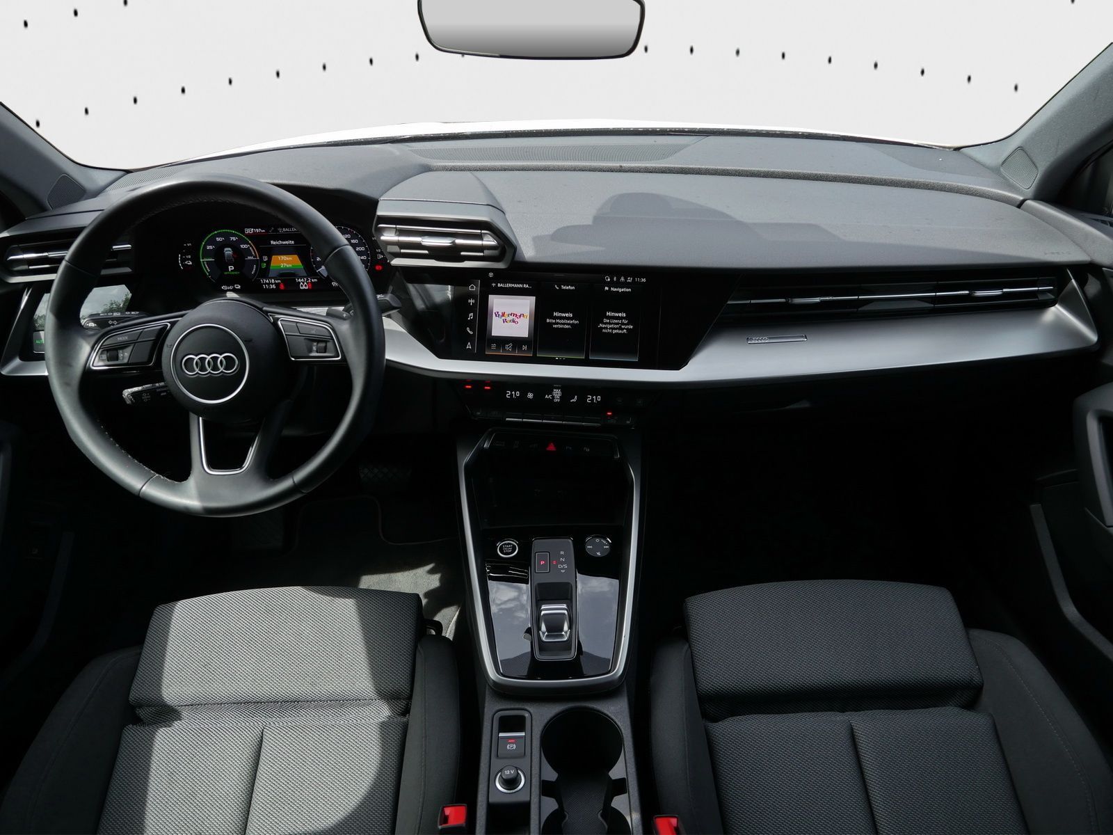 Audi A3 Sportback 45 TFSIe S line - Samsaru's Car Outlet
