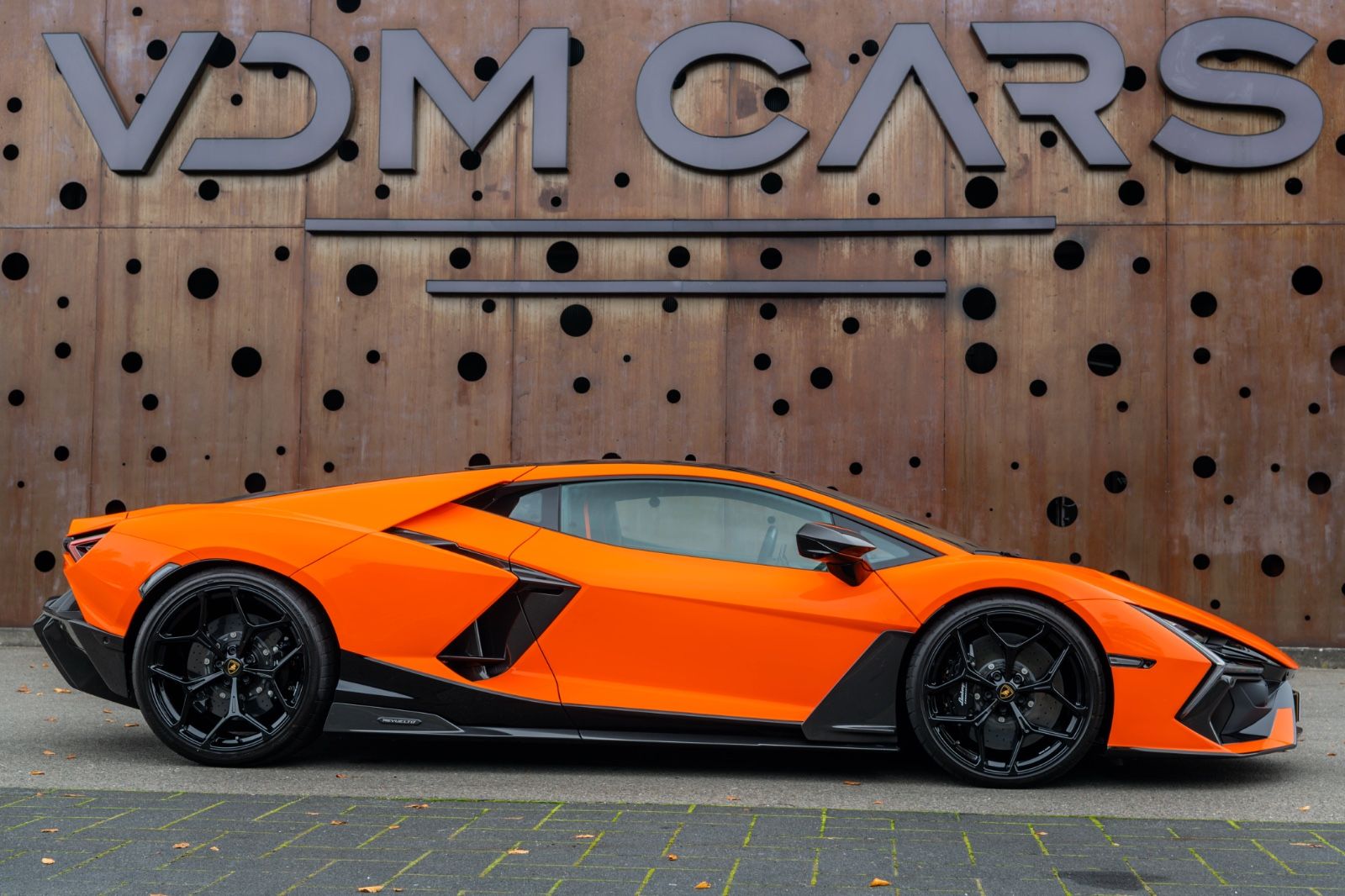 Lamborghini Revuelto *AD PERSONAM*CARBON*FULL ASSIST*SONUS*