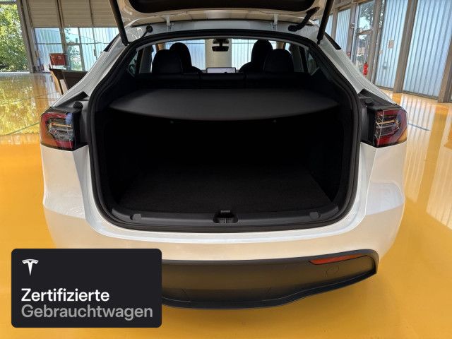 Tesla Model Y Rear-Wheel Drive