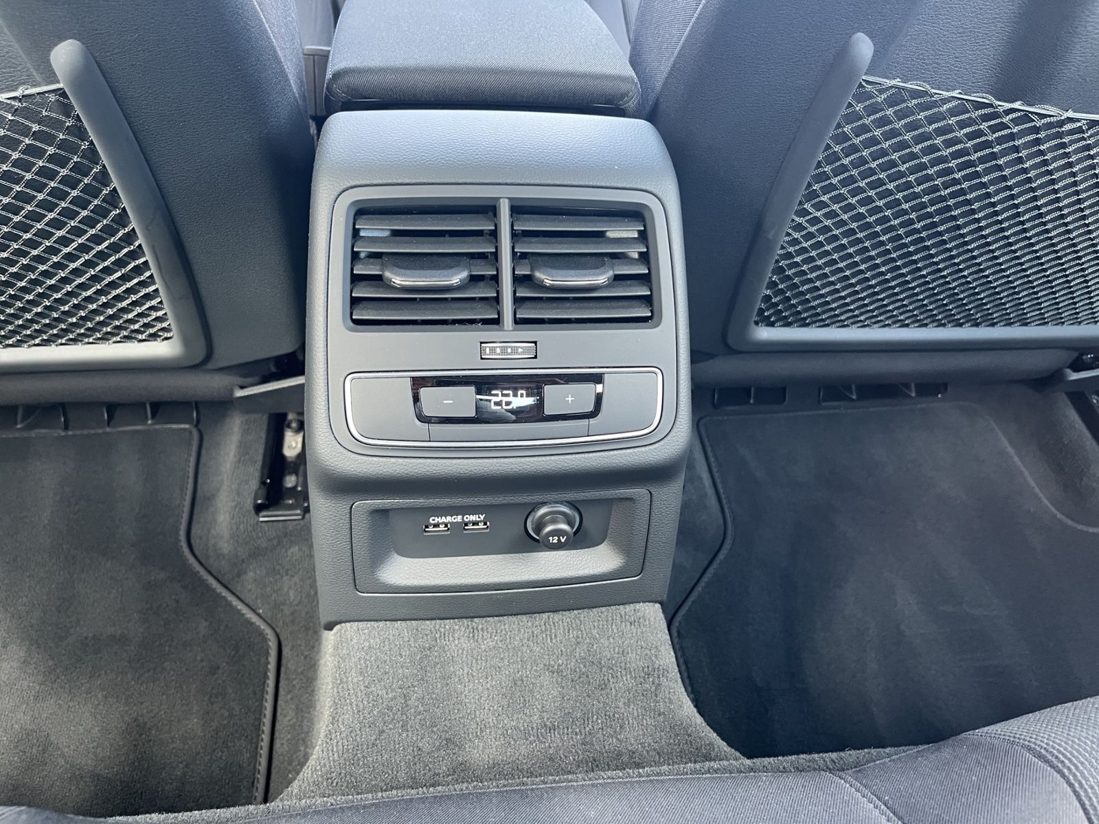 Audi A4 Limousine 40 TDI QUATTRO ADVANCED - Samsaru's Car Outlet