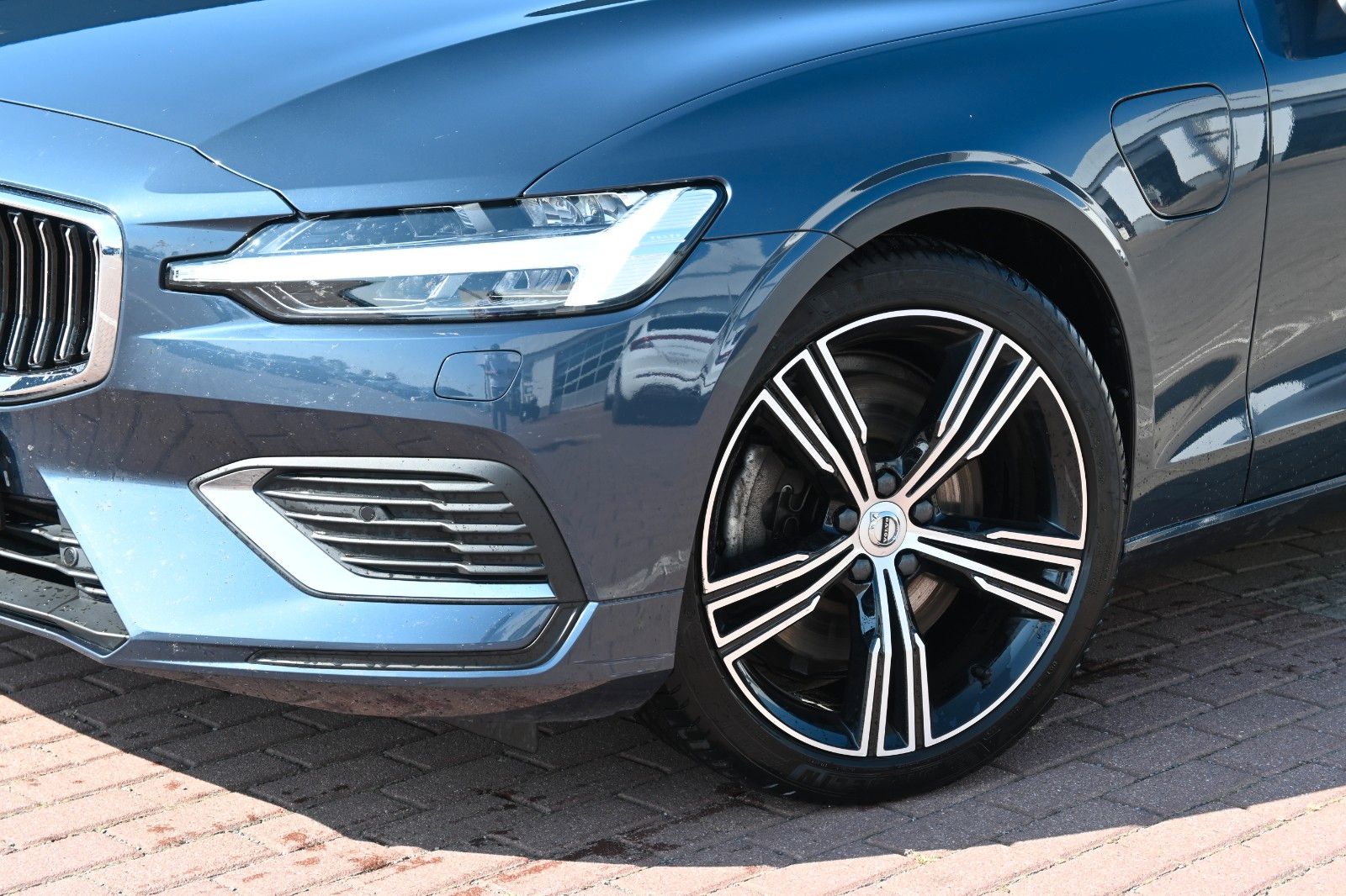 Volvo V60 T6 Inscription AWD PHEV H&K*PANO*RFK*AHK*